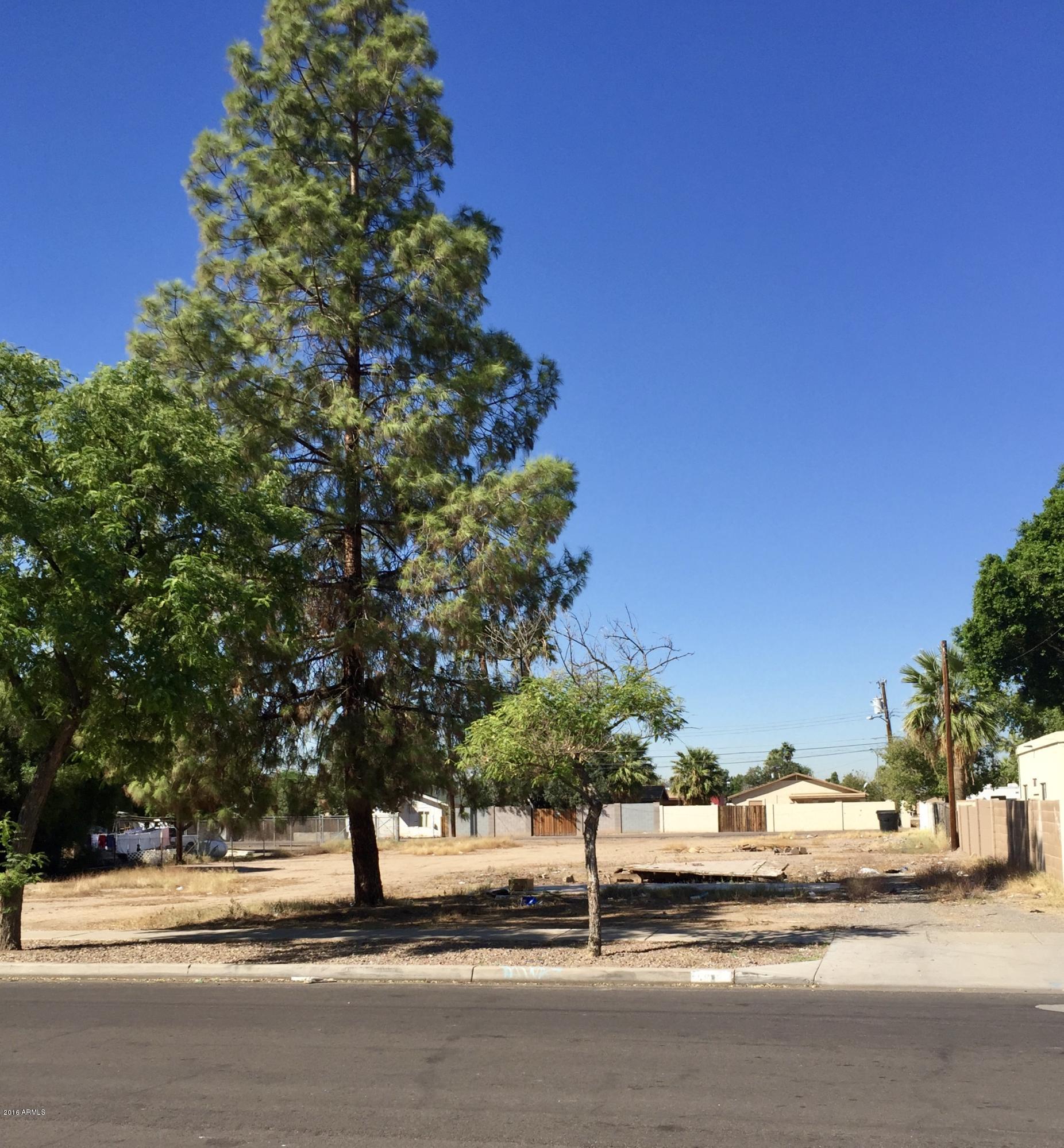 6826 N 59th Drive 5, Glendale, AZ 85301