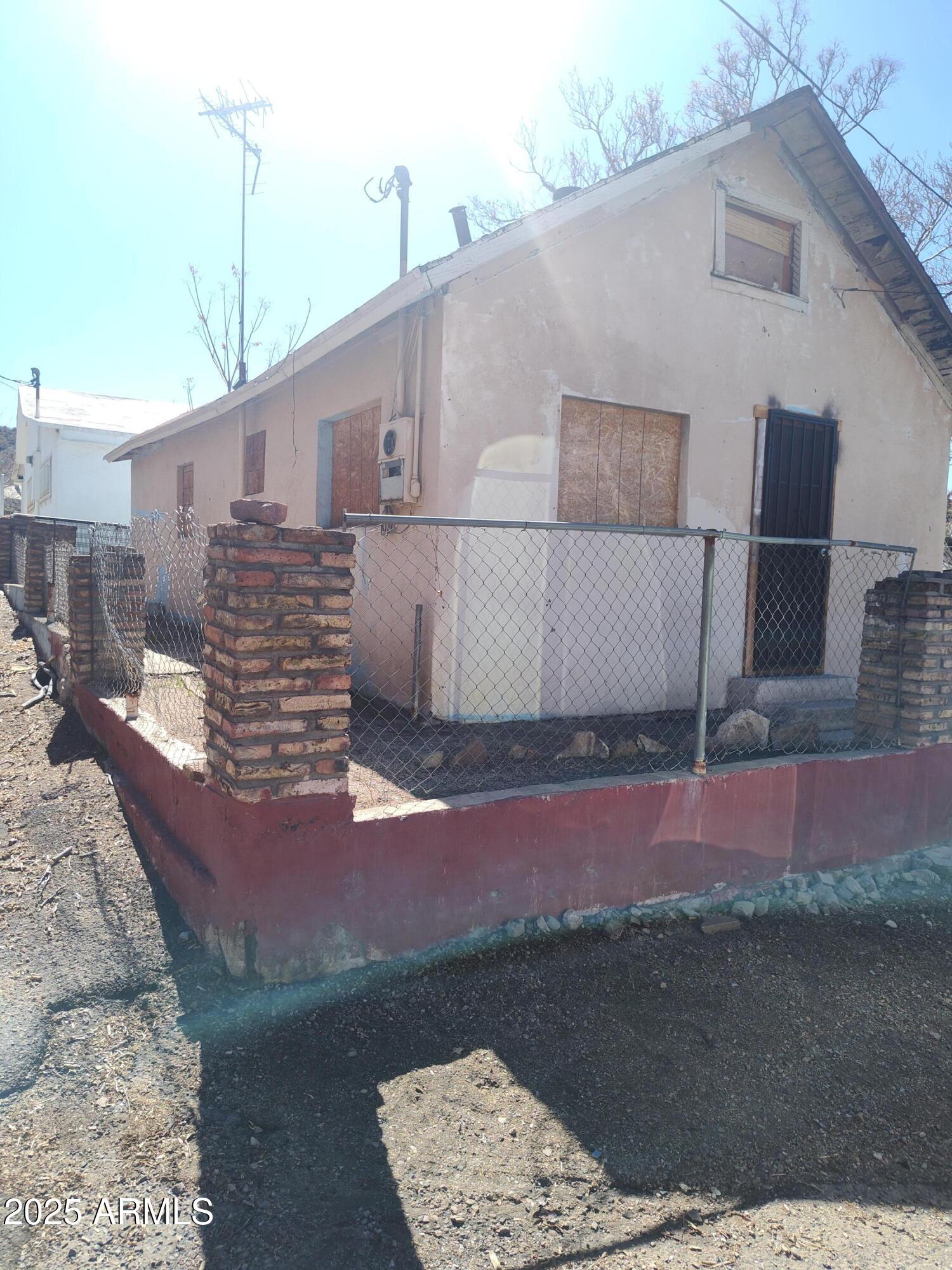 3915 E GREER Street, Miami, AZ 85539