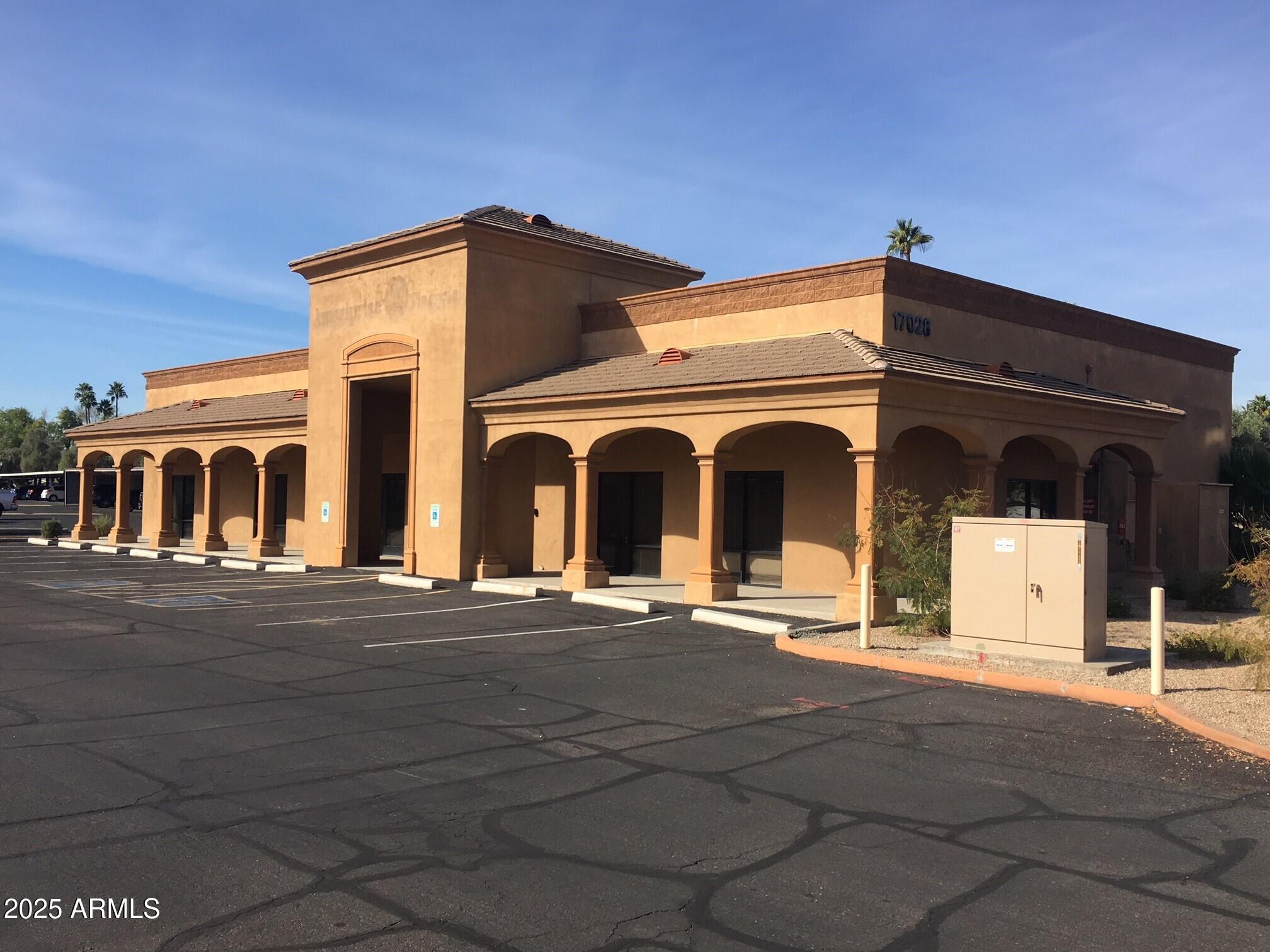 10220 W BELL Road, Sun City, AZ 85351