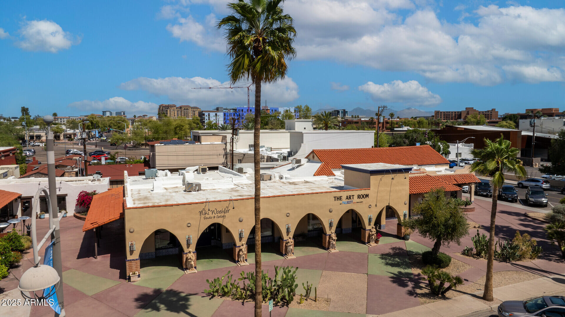7050 E MAIN Street, Scottsdale, AZ 85251