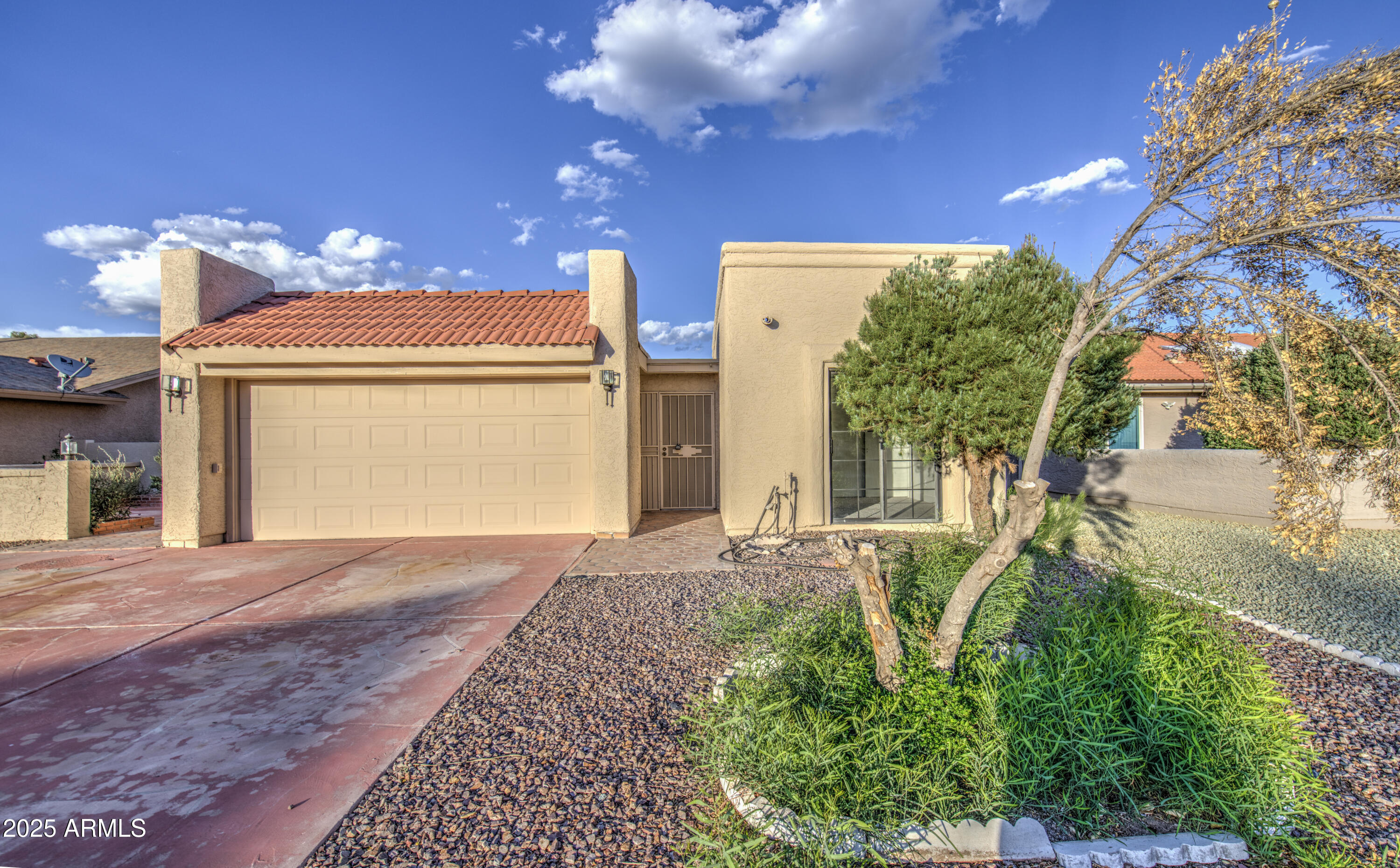 26405 S SNEAD Drive, Sun Lakes, AZ 85248