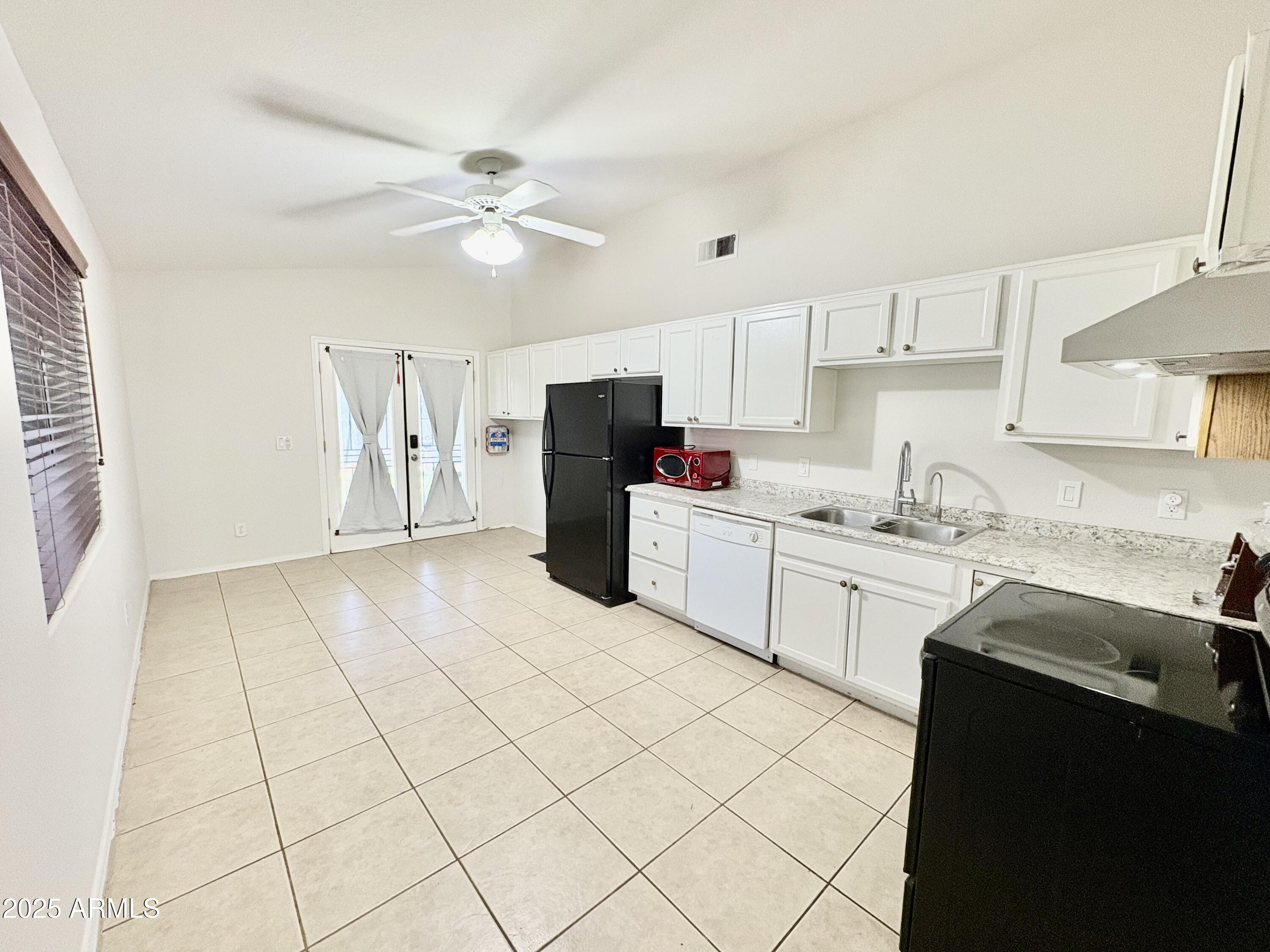 730 W OCOTILLO Street, Casa Grande, AZ 85122