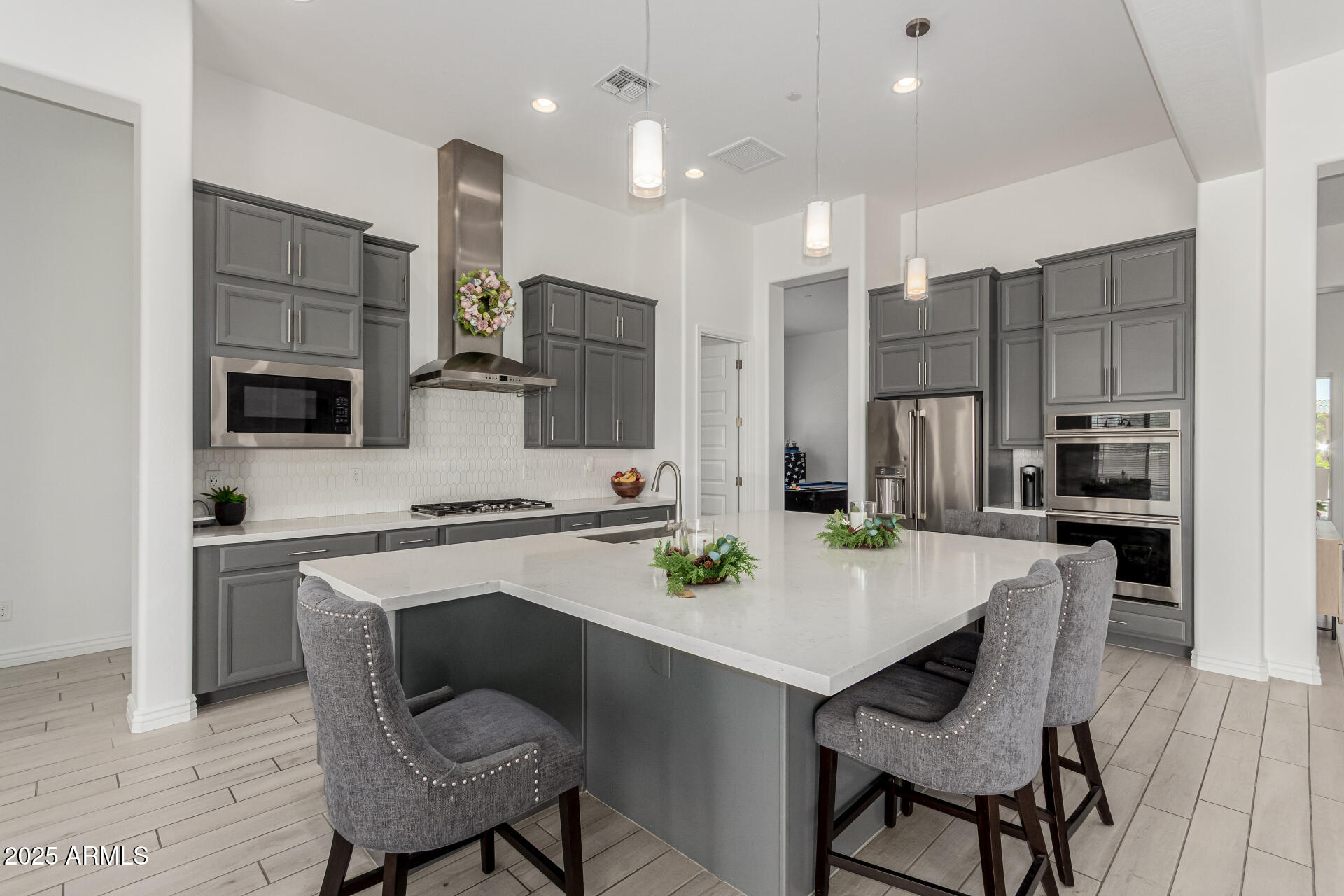 3816 W White Feather Lane, Phoenix, AZ 85083