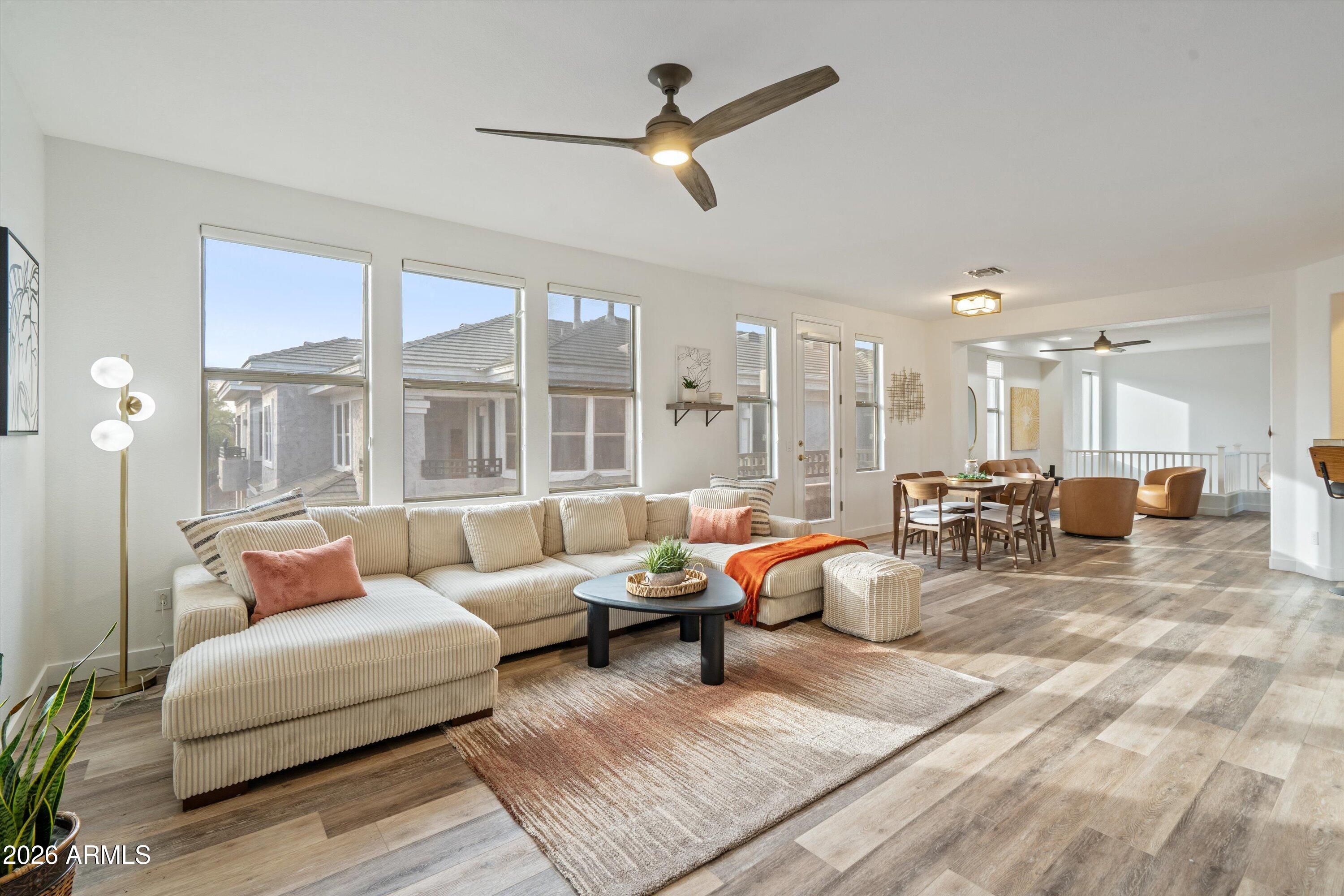 15221 N CLUBGATE Drive 2078, Scottsdale, AZ 85254