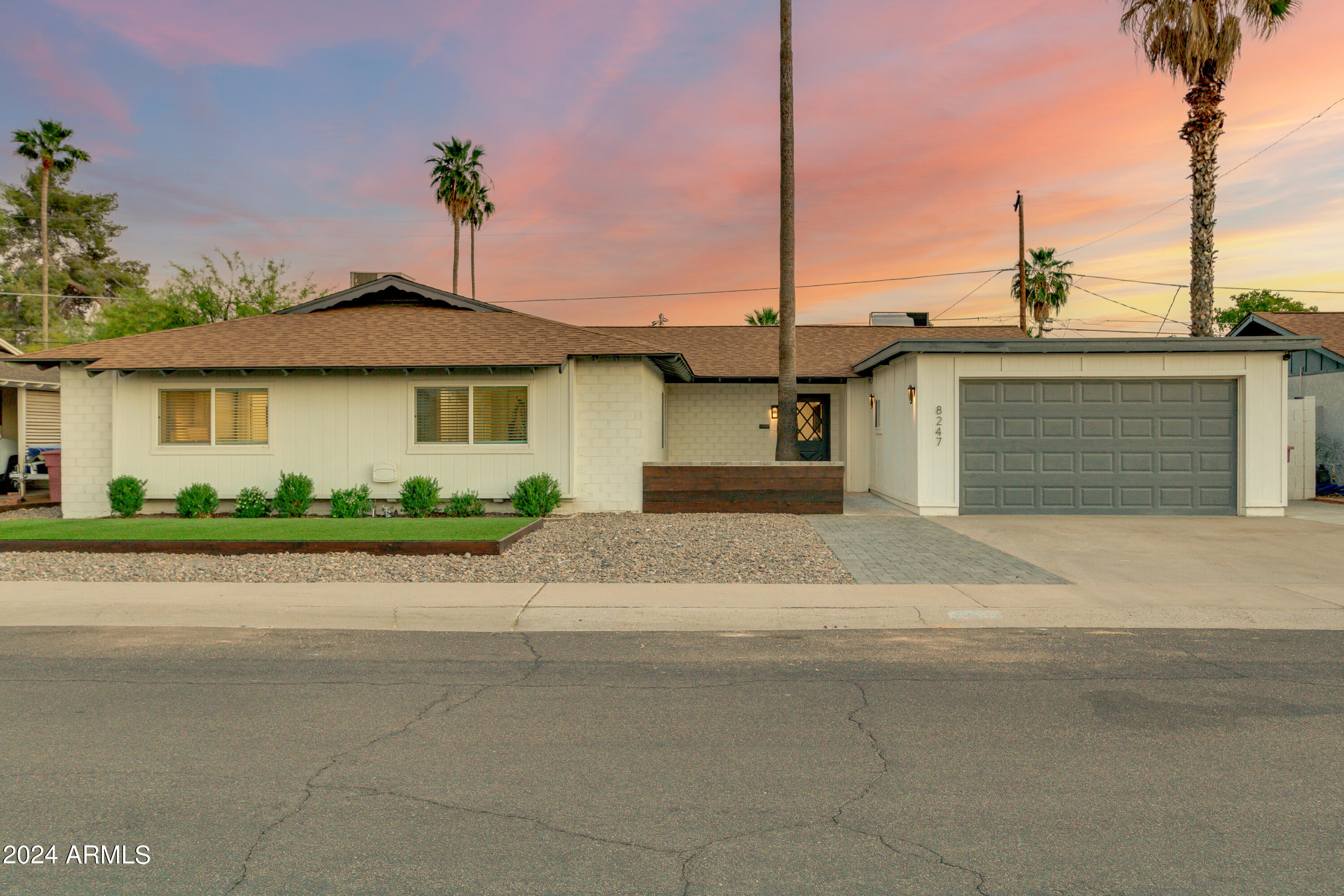 8247 E Devonshire Avenue, Scottsdale, AZ 85251