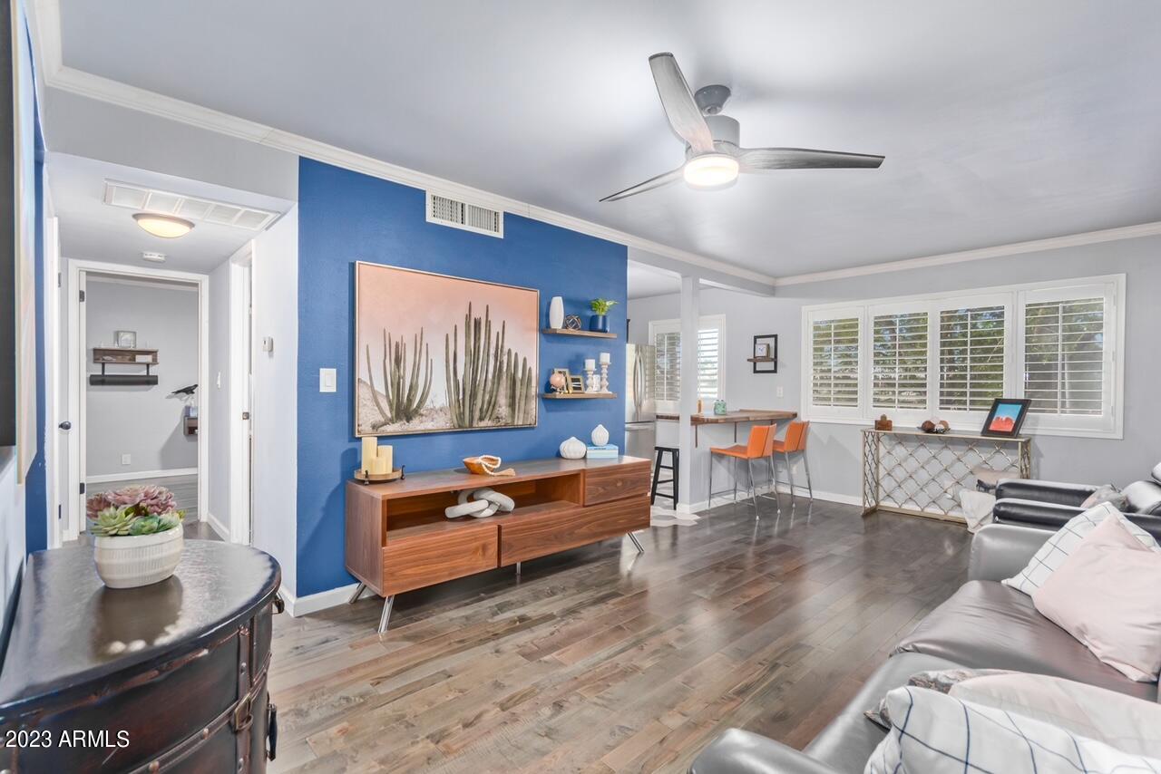 2532 W berridge Lane e204, Phoenix, AZ 85017