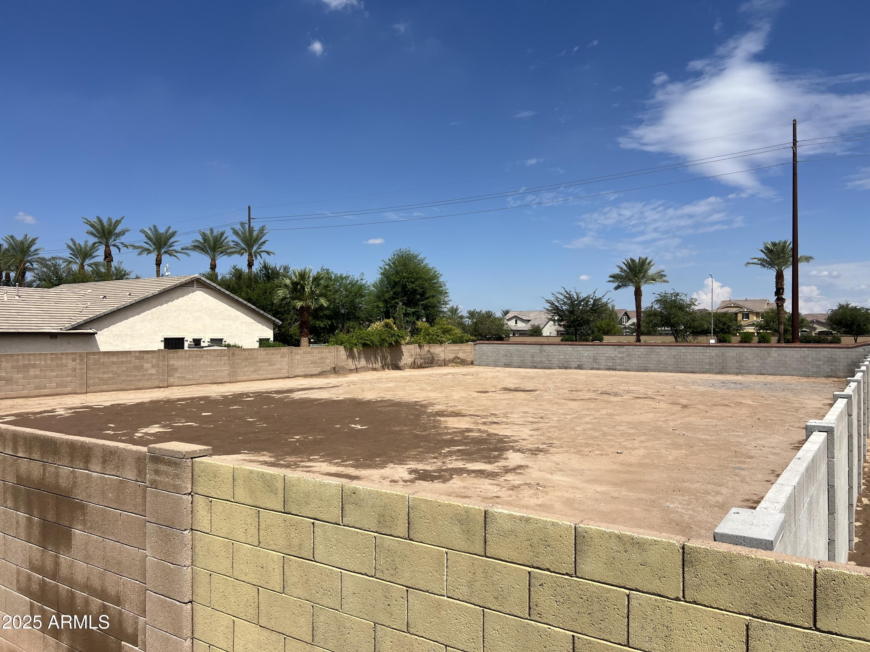 1936 E DERRINGER Way 1, Chandler, AZ 85286
