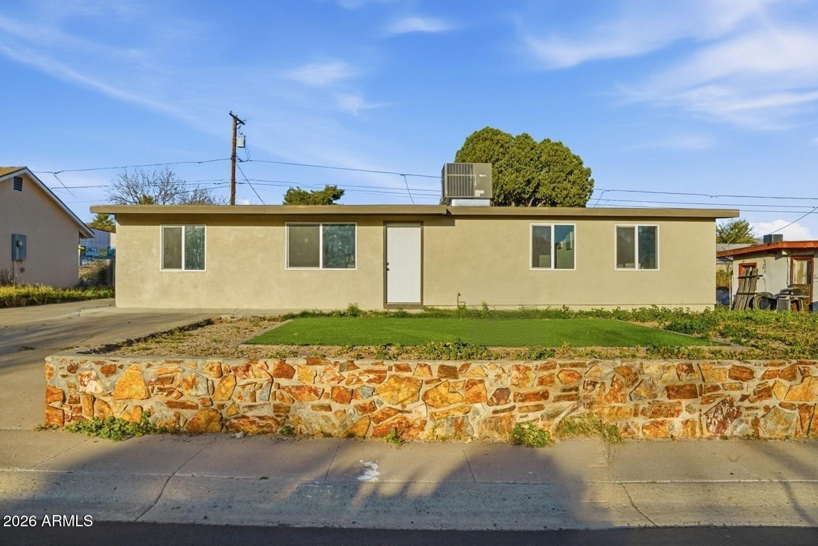 408 W HARTFORD Road, Kearny, AZ 85137