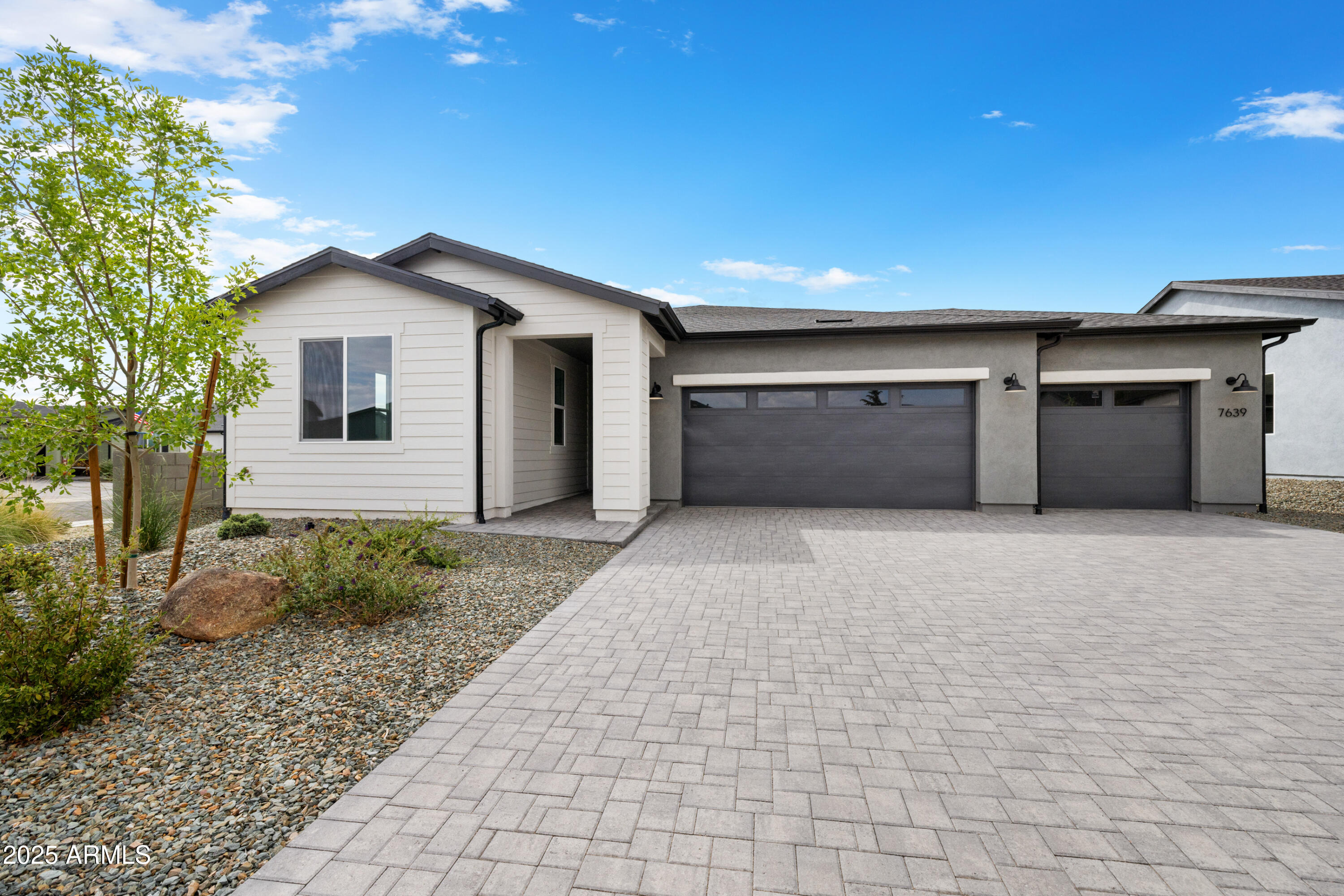 7639 E Louie Lane, Prescott Valley, AZ 86315