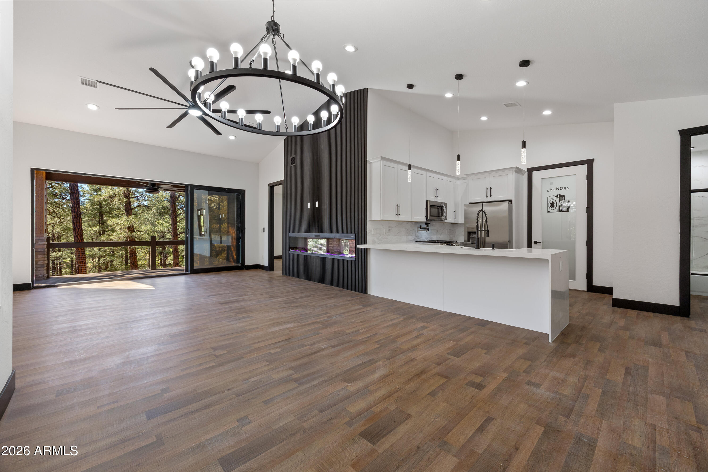 2701 W VILLA Loop, Show Low, AZ 85901