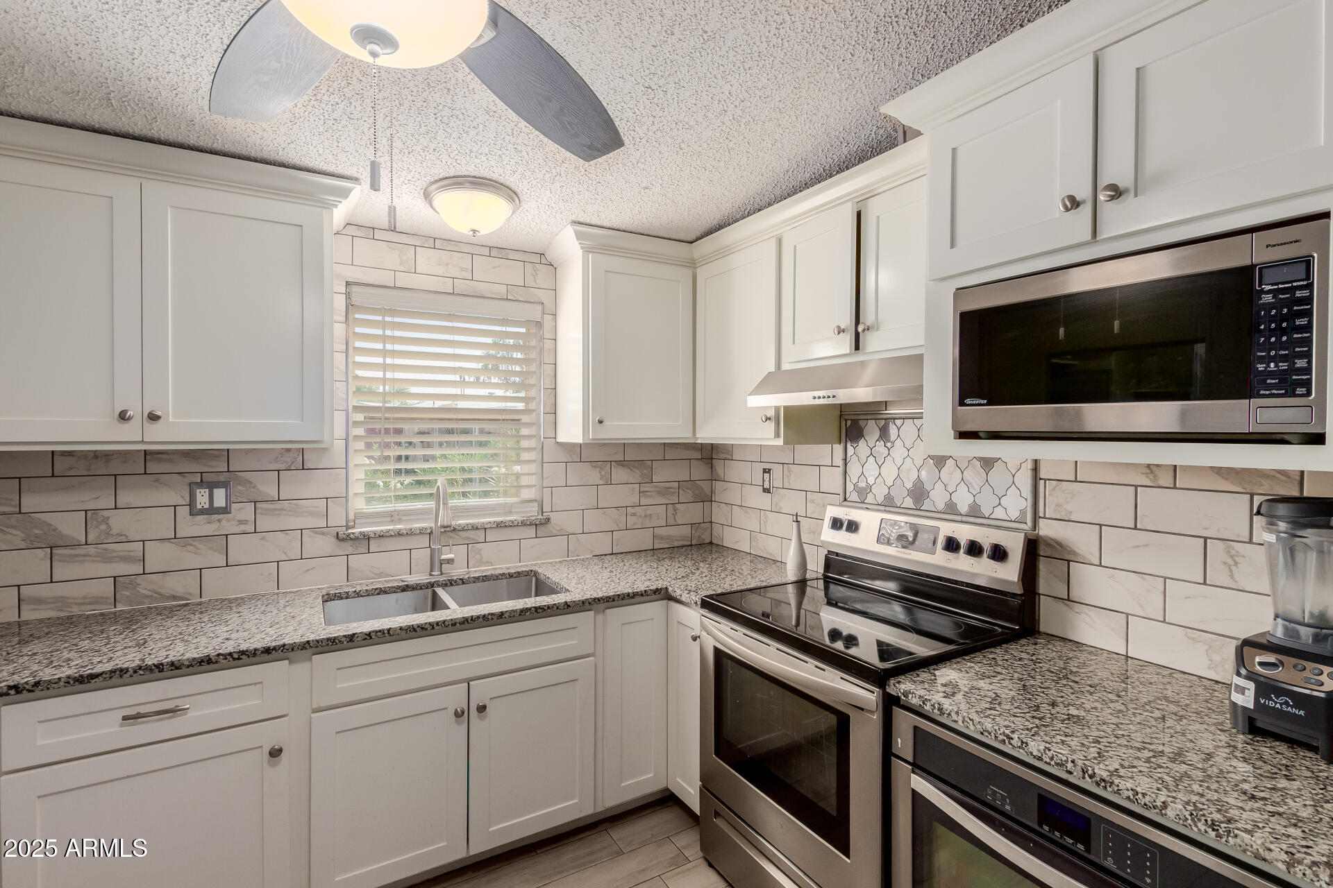 555 W WARNER Road 139, Chandler, AZ 85225