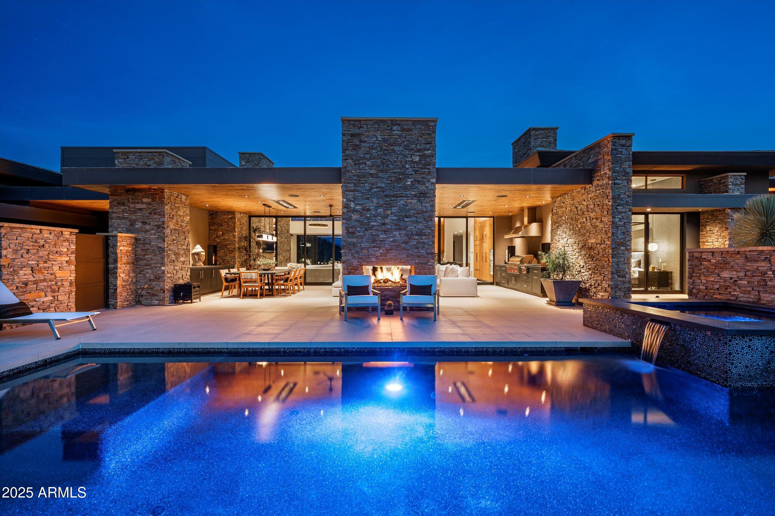 9589 E Cintarosa Pass, Scottsdale, AZ 85262