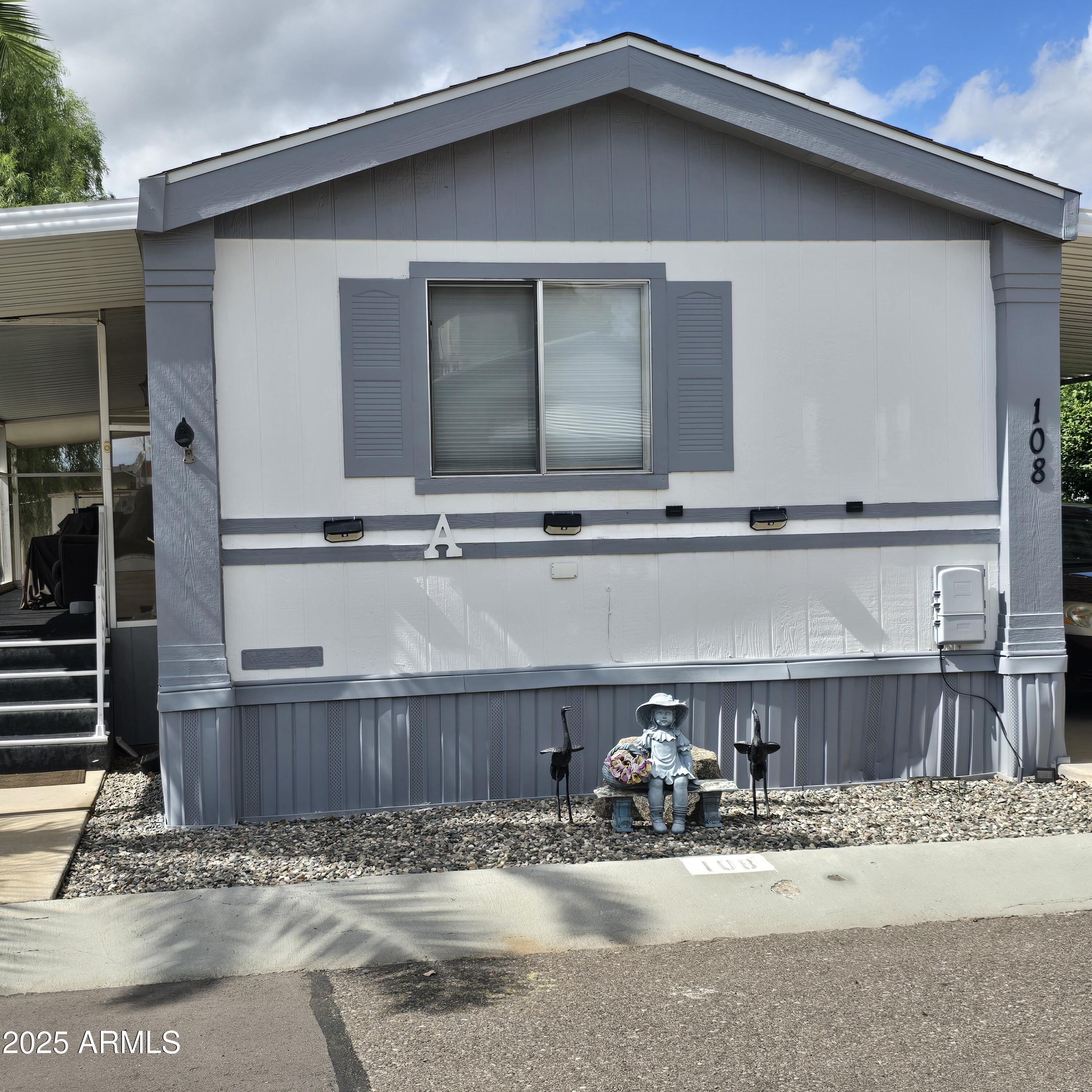 6942 W OLIVE Avenue 108, Peoria, AZ 85345