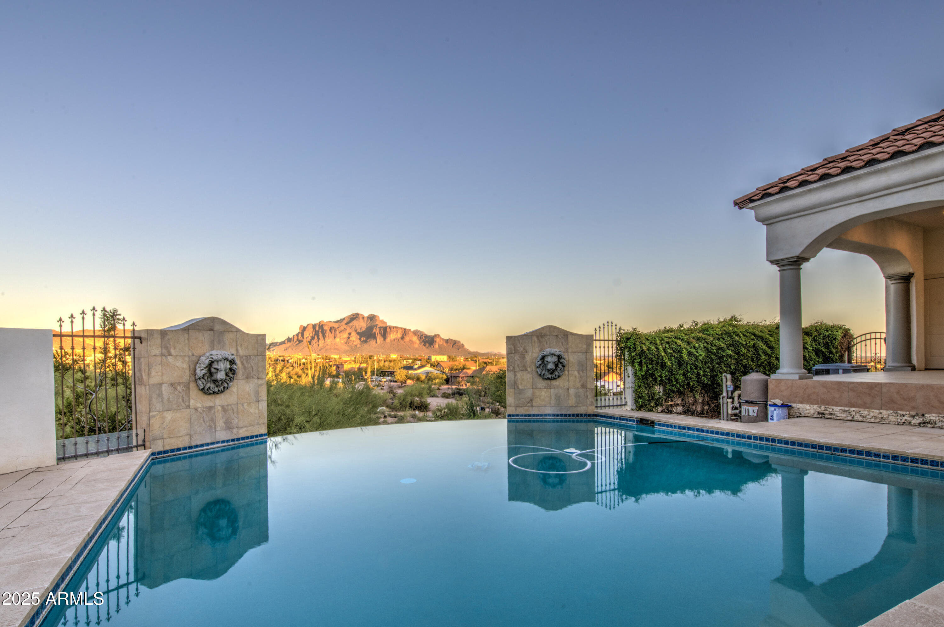 5238 N EXPLORER Road, Apache Junction, AZ 85119