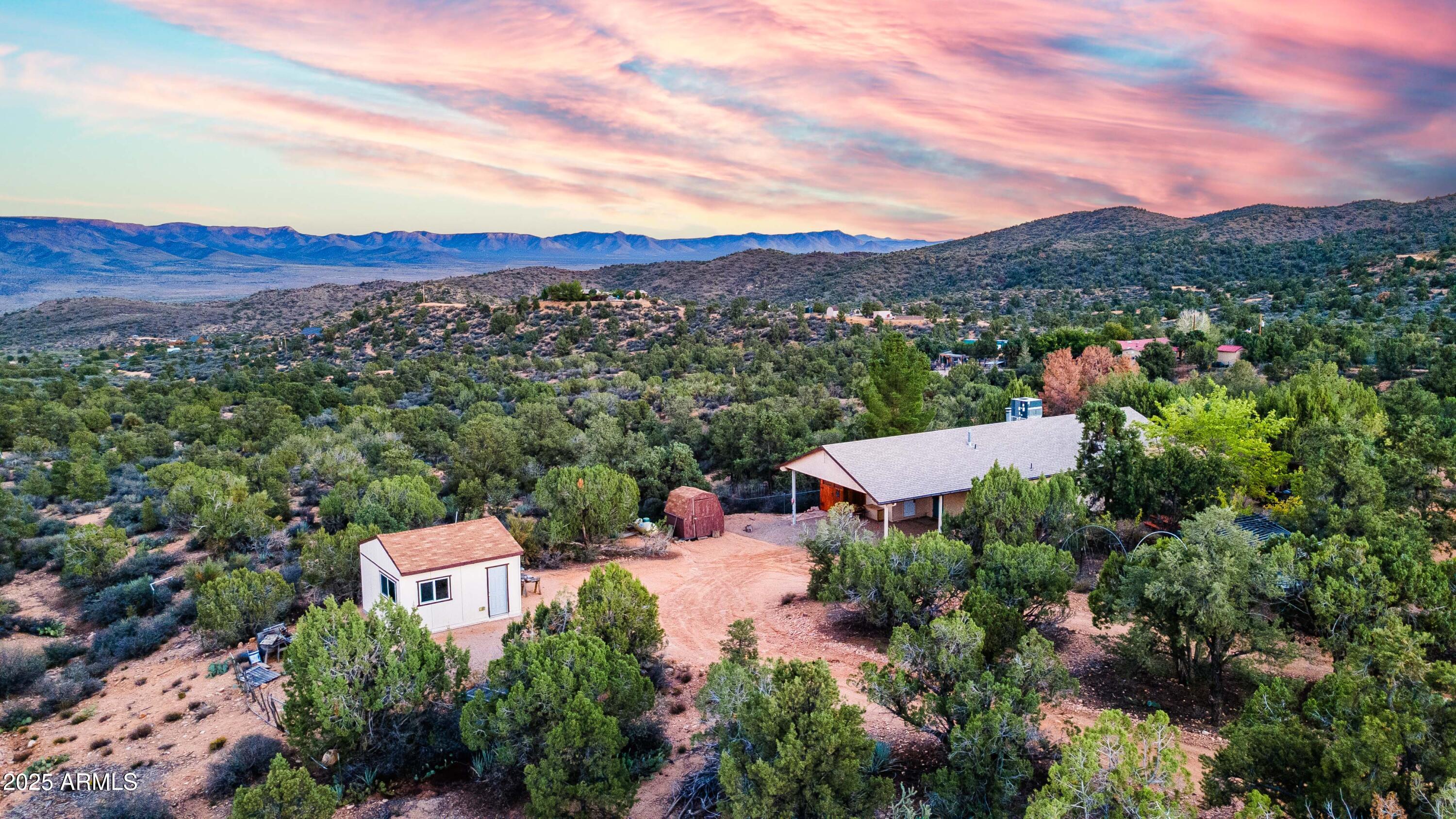 7270 N Pine Valley Drive, Hackberry, AZ 86411