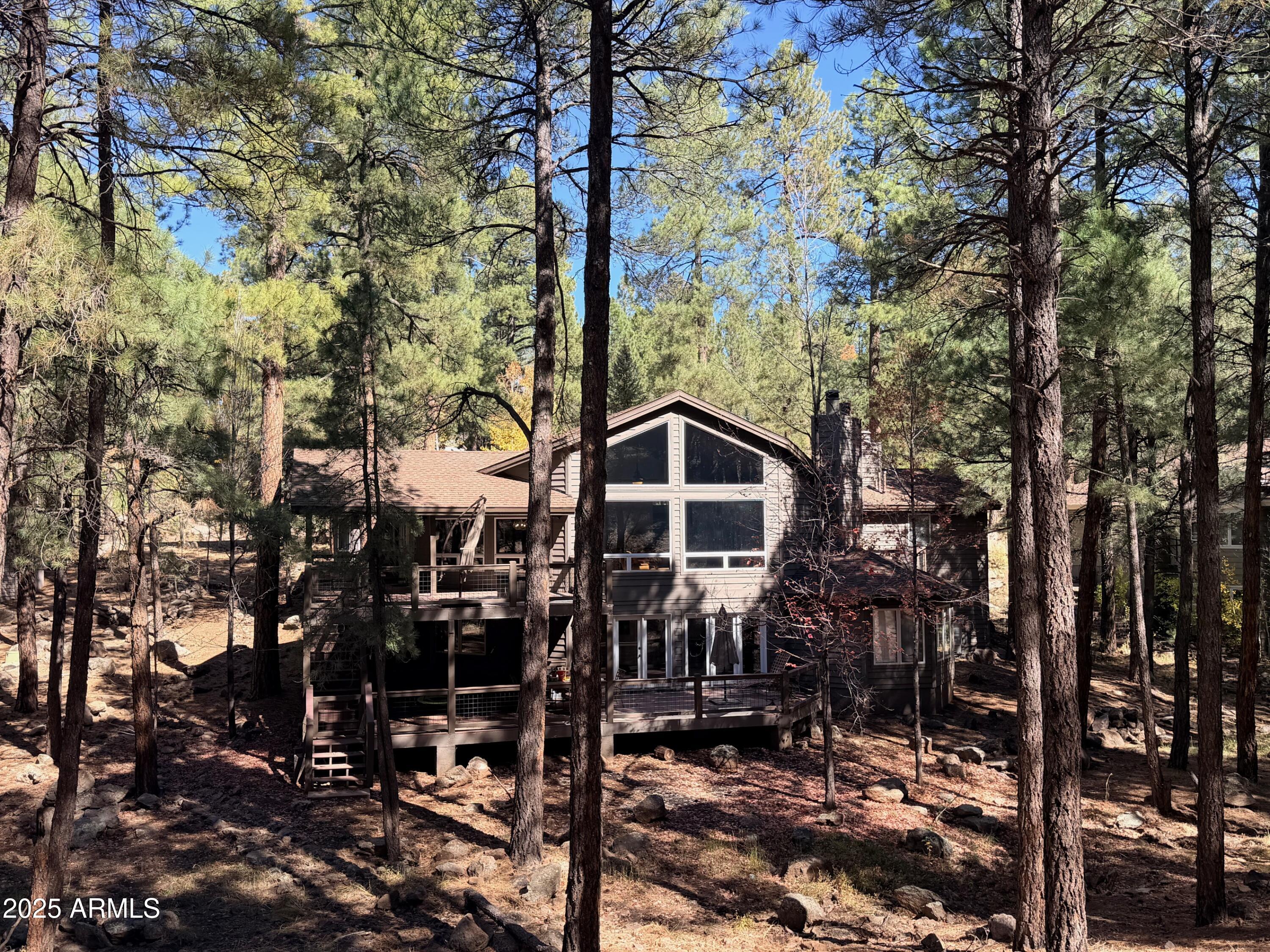 2777 BEAR HOWARD, Flagstaff, AZ 86005
