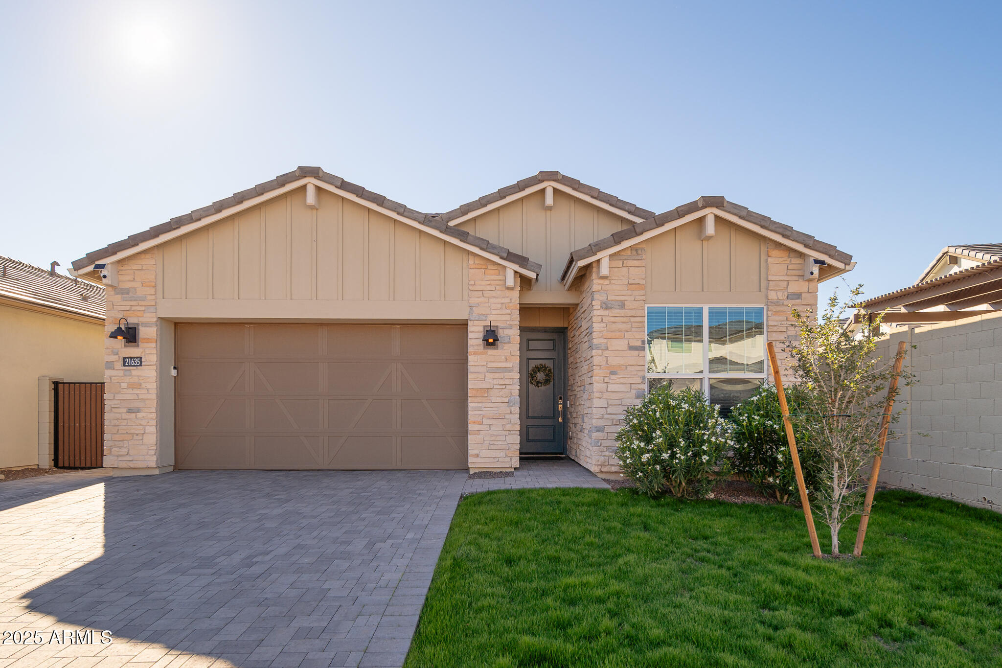 21635 N 102ND Avenue, Peoria, AZ 85382