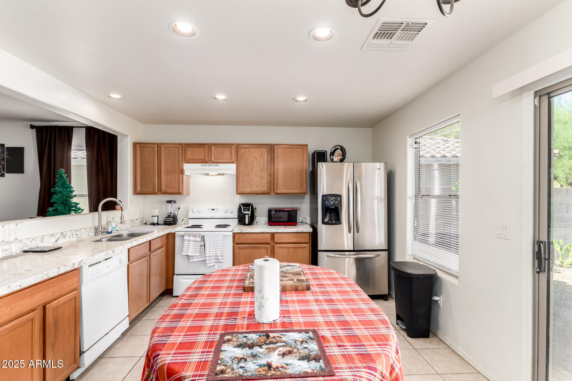 40202 W MARY LOU Drive, Maricopa, AZ 85138