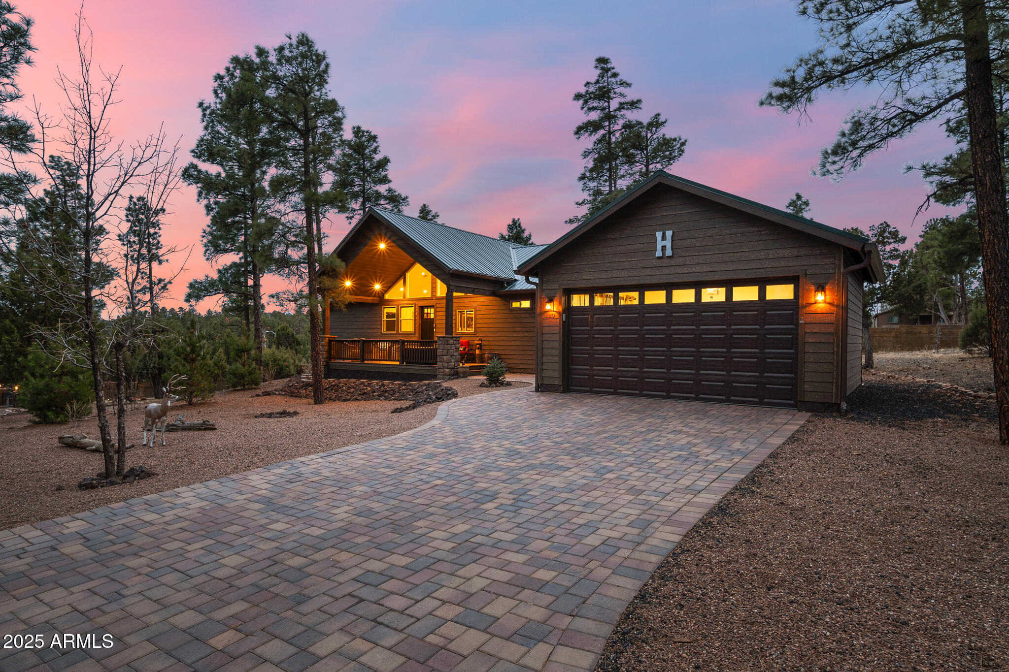 120 N RETREAT Drive, Show Low, AZ 85901