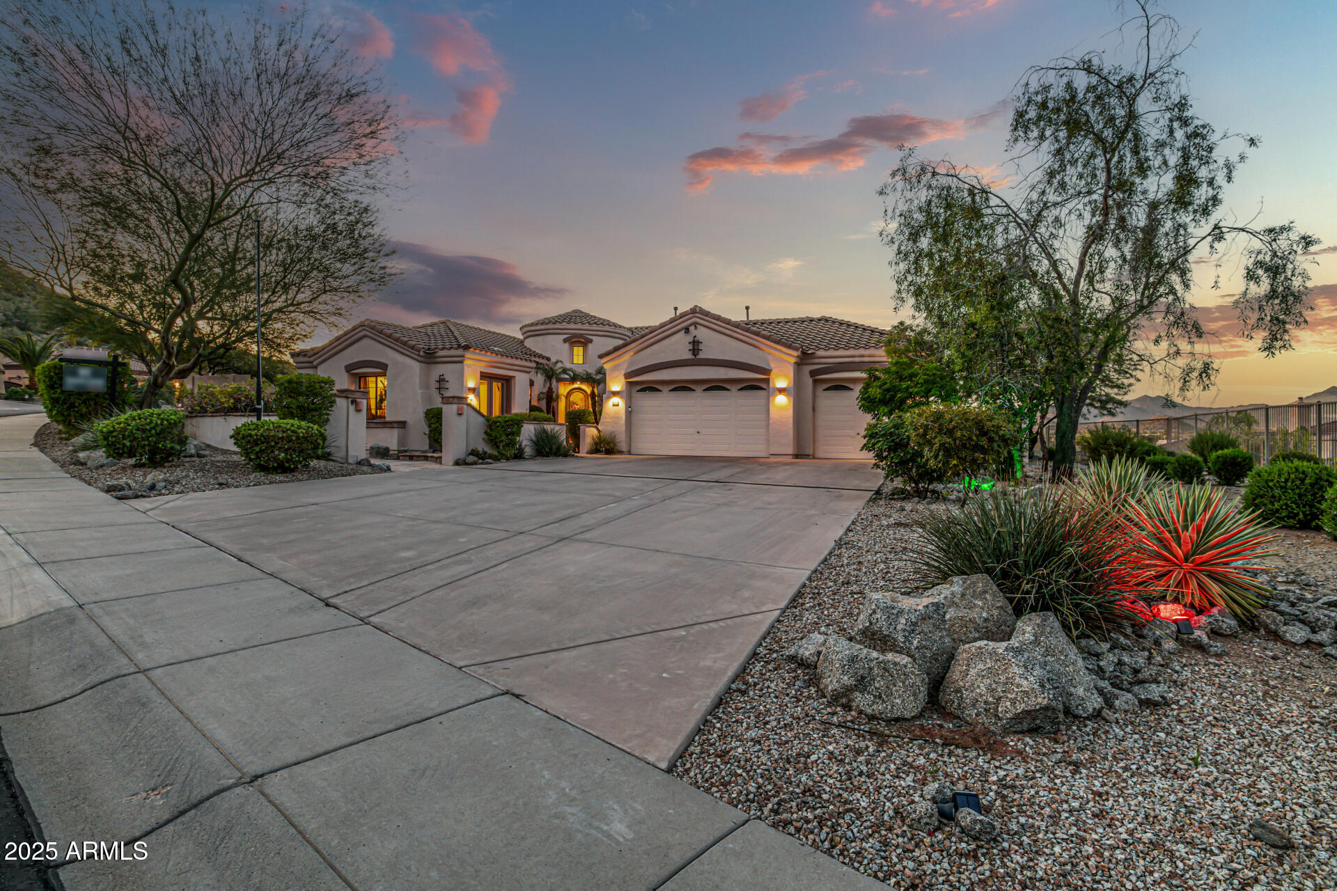 9762 E INGLEWOOD Circle, Mesa, AZ 85207