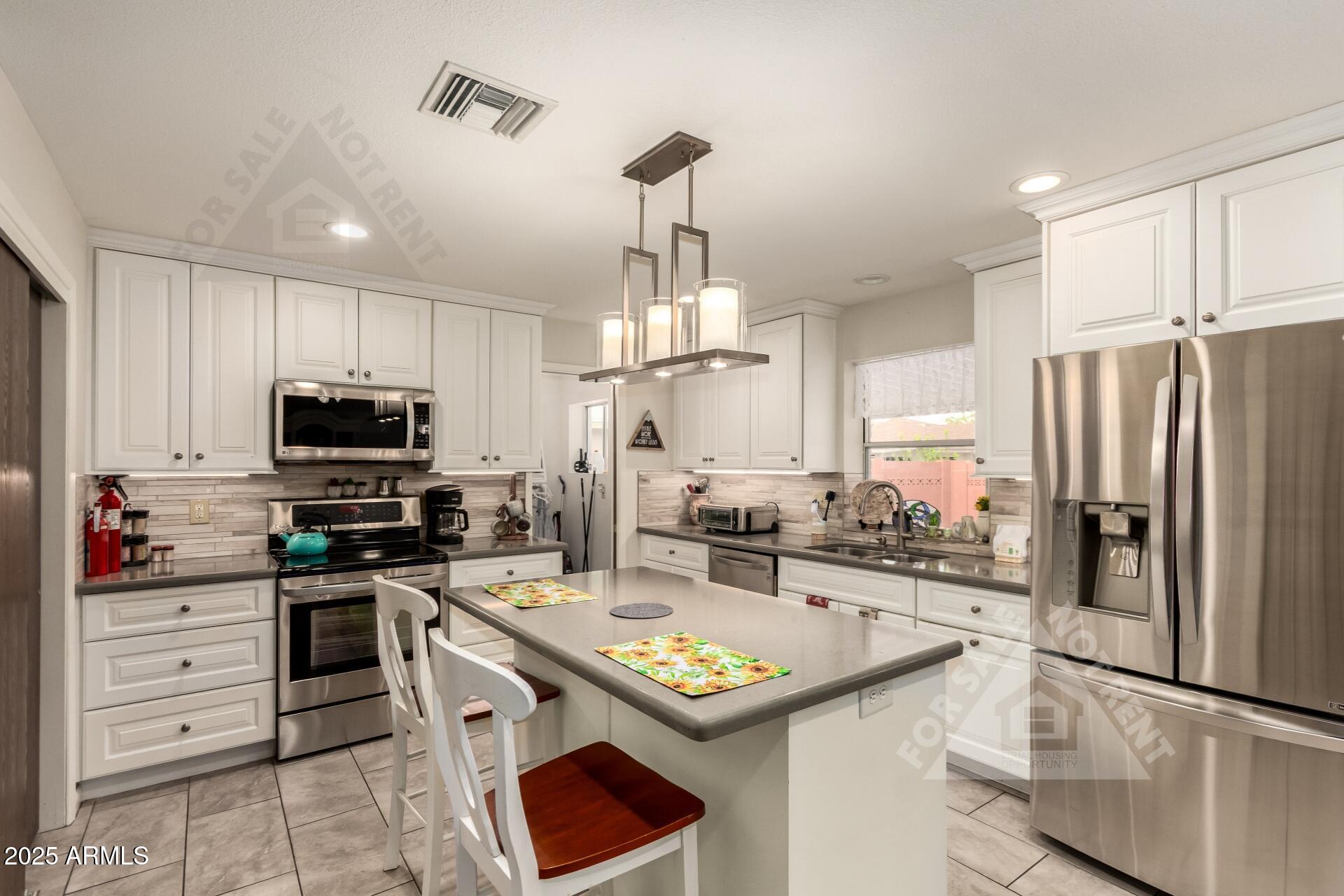 4734 E FLORIAN Circle, Mesa, AZ 85206