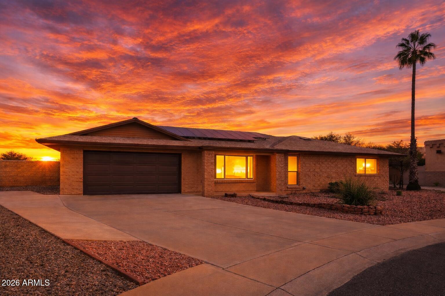 9702 W BRANDING IRON Drive, Sun City, AZ 85351