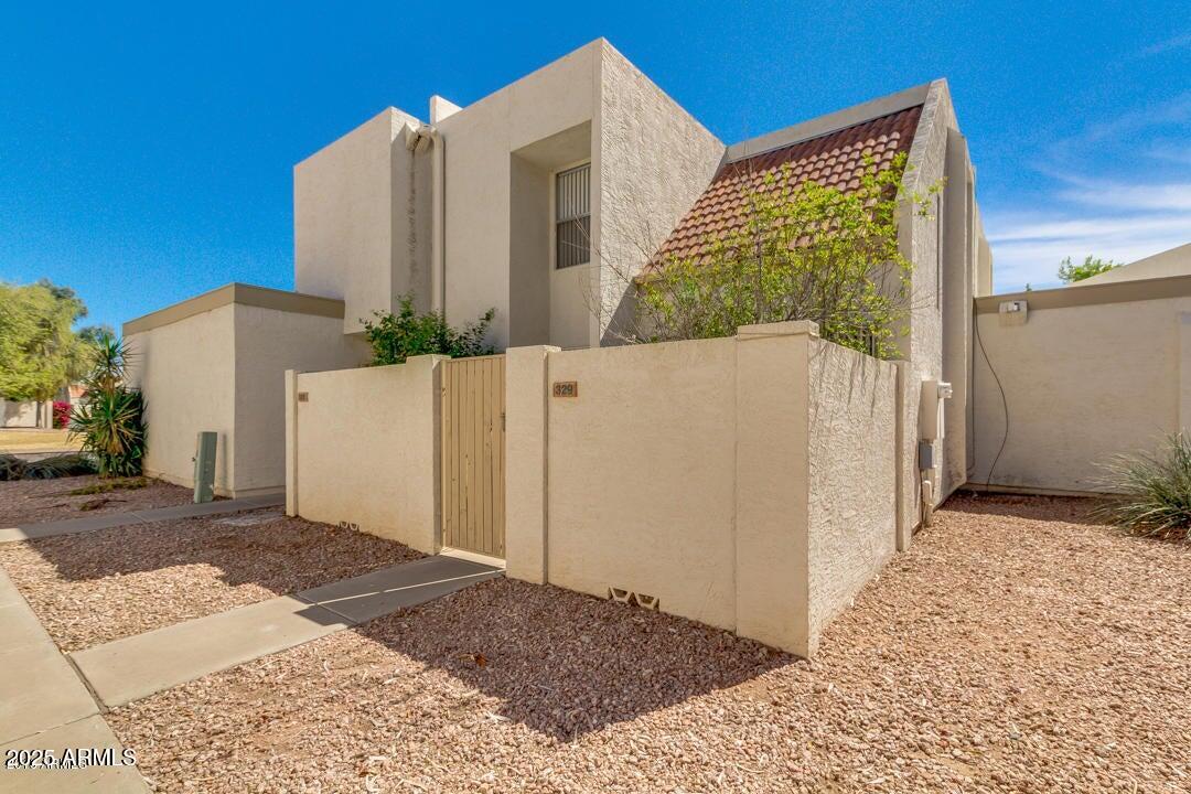 1342 W EMERALD Avenue 329, Mesa, AZ 85202