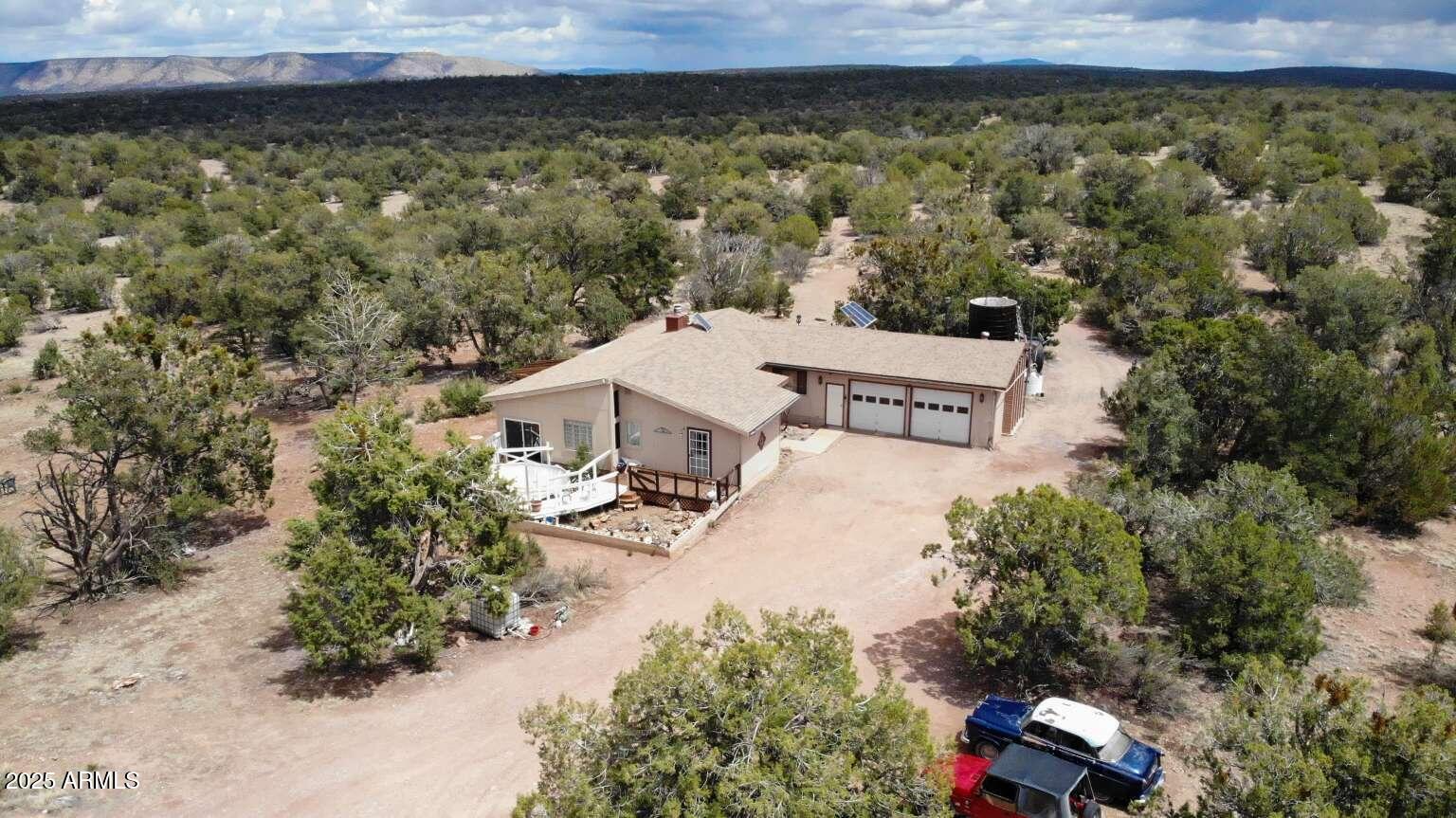 55409 N MADRE Circle, Seligman, AZ 86337