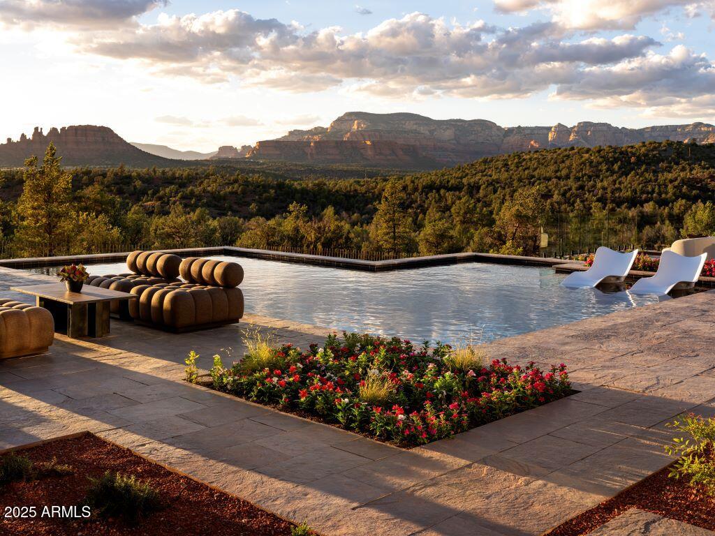 240 HILLSIDE VISTA Drive, Sedona, AZ 86336
