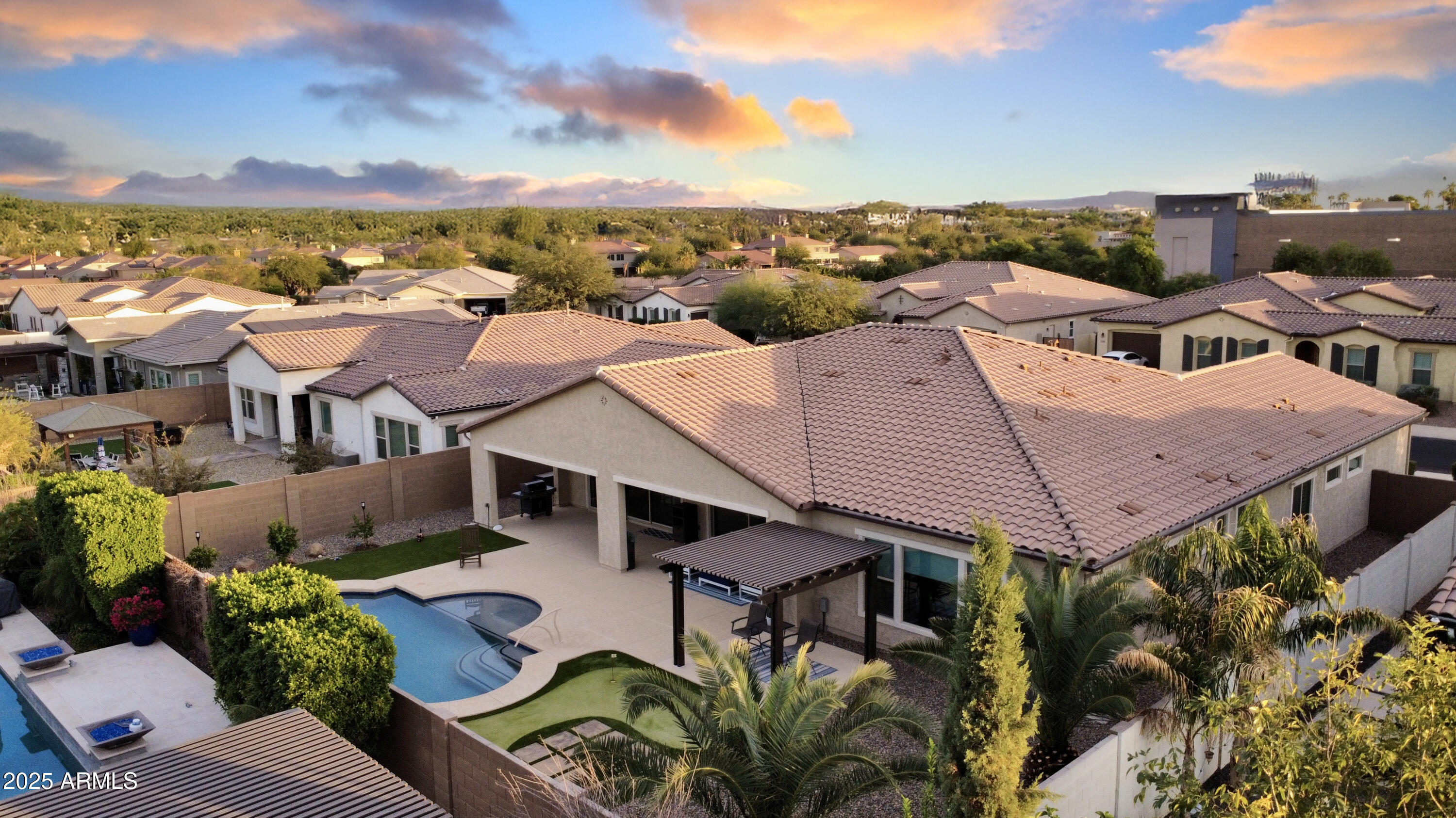 13770 W BLOSSOM Way, Litchfield Park, AZ 85340