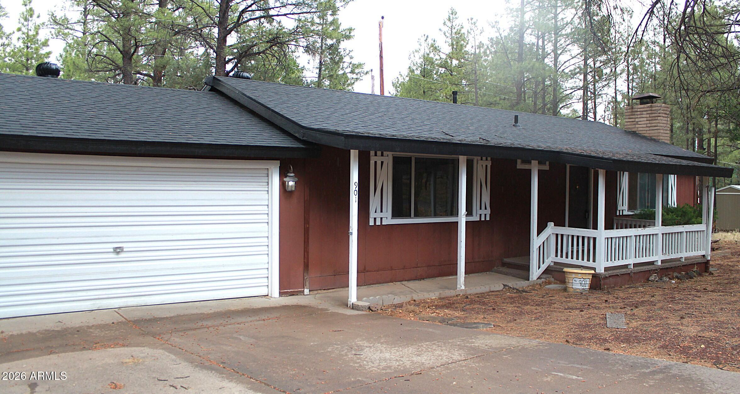 901 N 46TH Drive, Show Low, AZ 85901