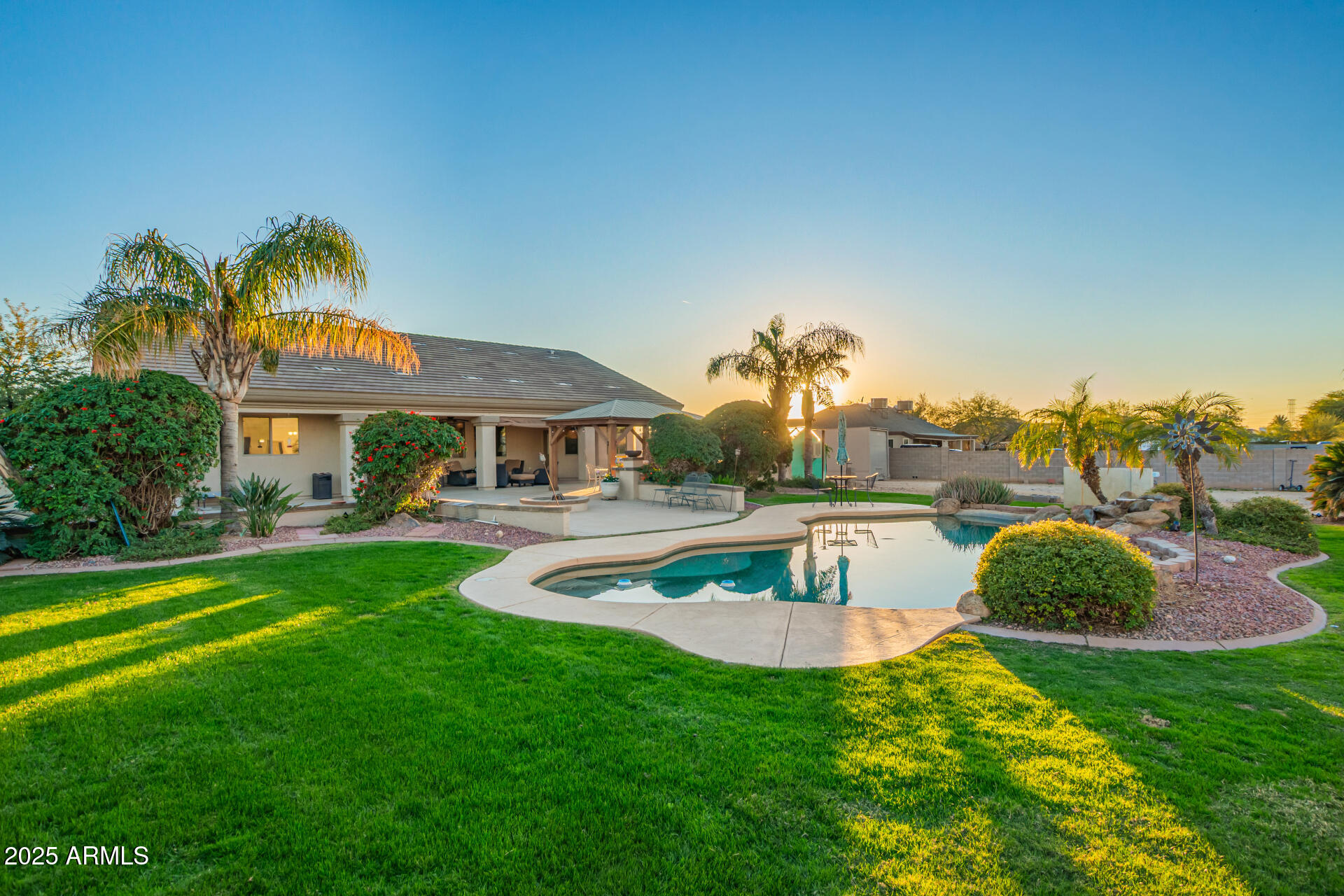 10310 W AVENIDA DEL SOL Street, Peoria, AZ 85383