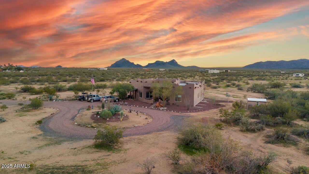 48424 N 520th Avenue, Aguila, AZ 85320