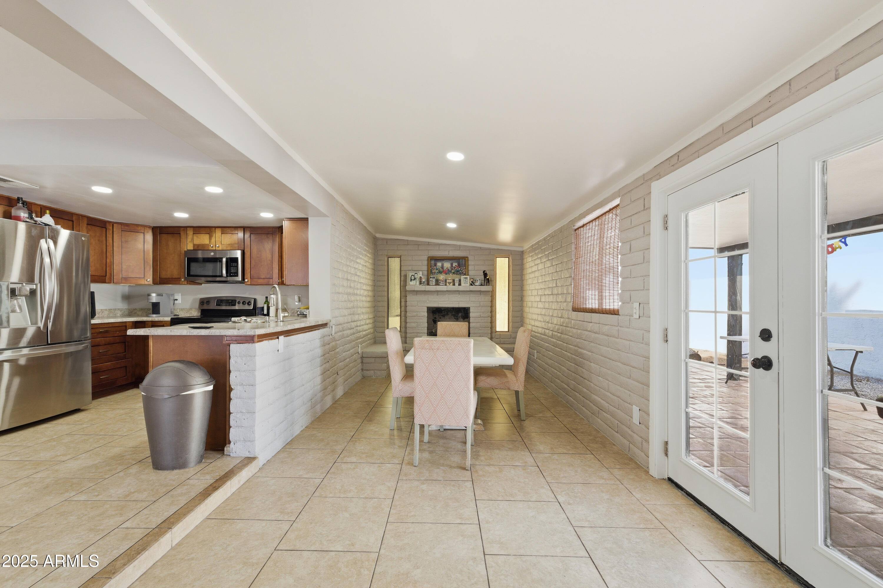 10428 W Calle de Plata Street, Phoenix, AZ 85037