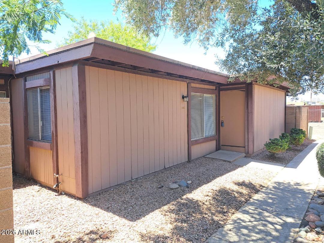 834 S CASITAS Drive B, Tempe, AZ 85281