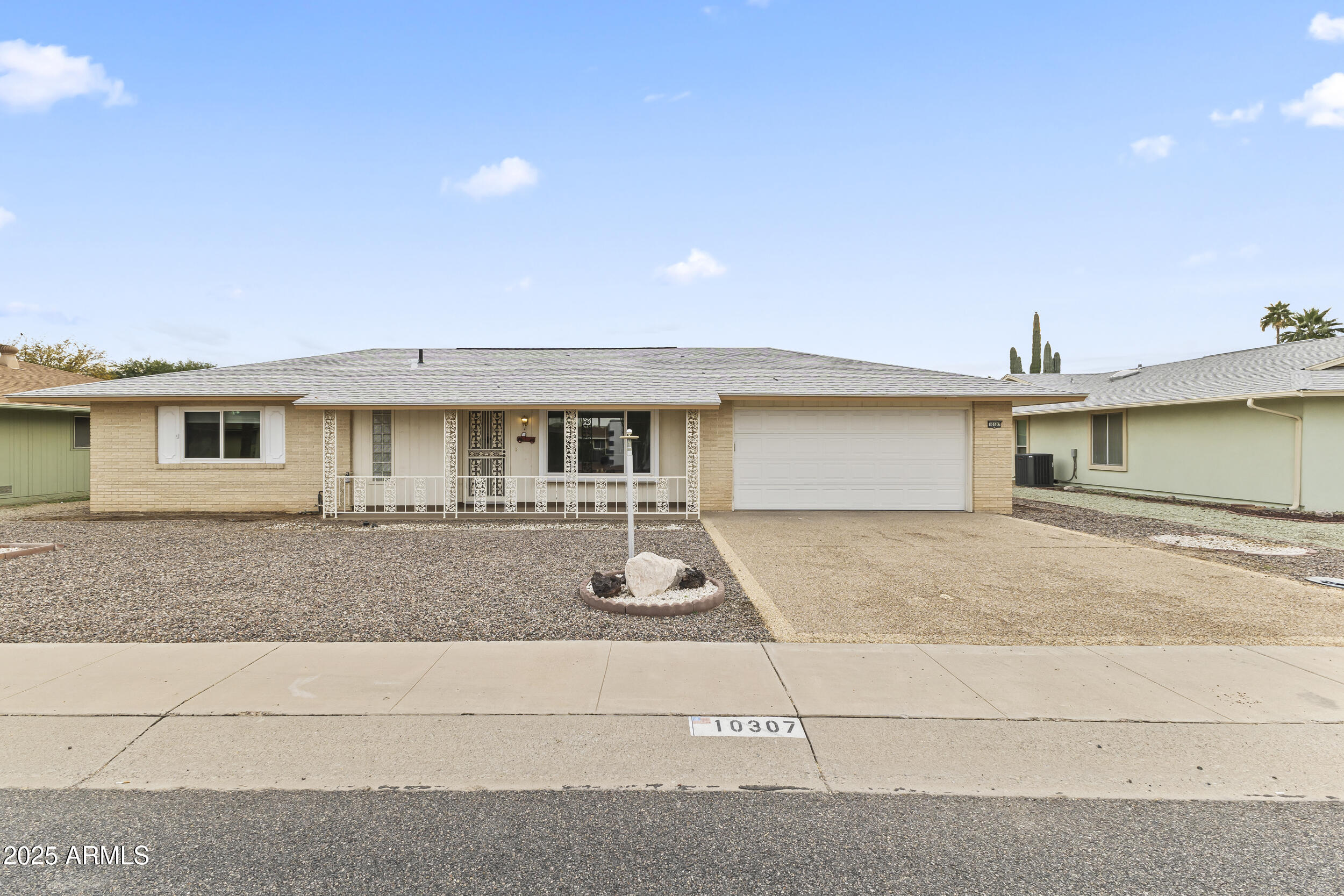 10307 W SUTTERS GOLD Lane, Sun City, AZ 85351