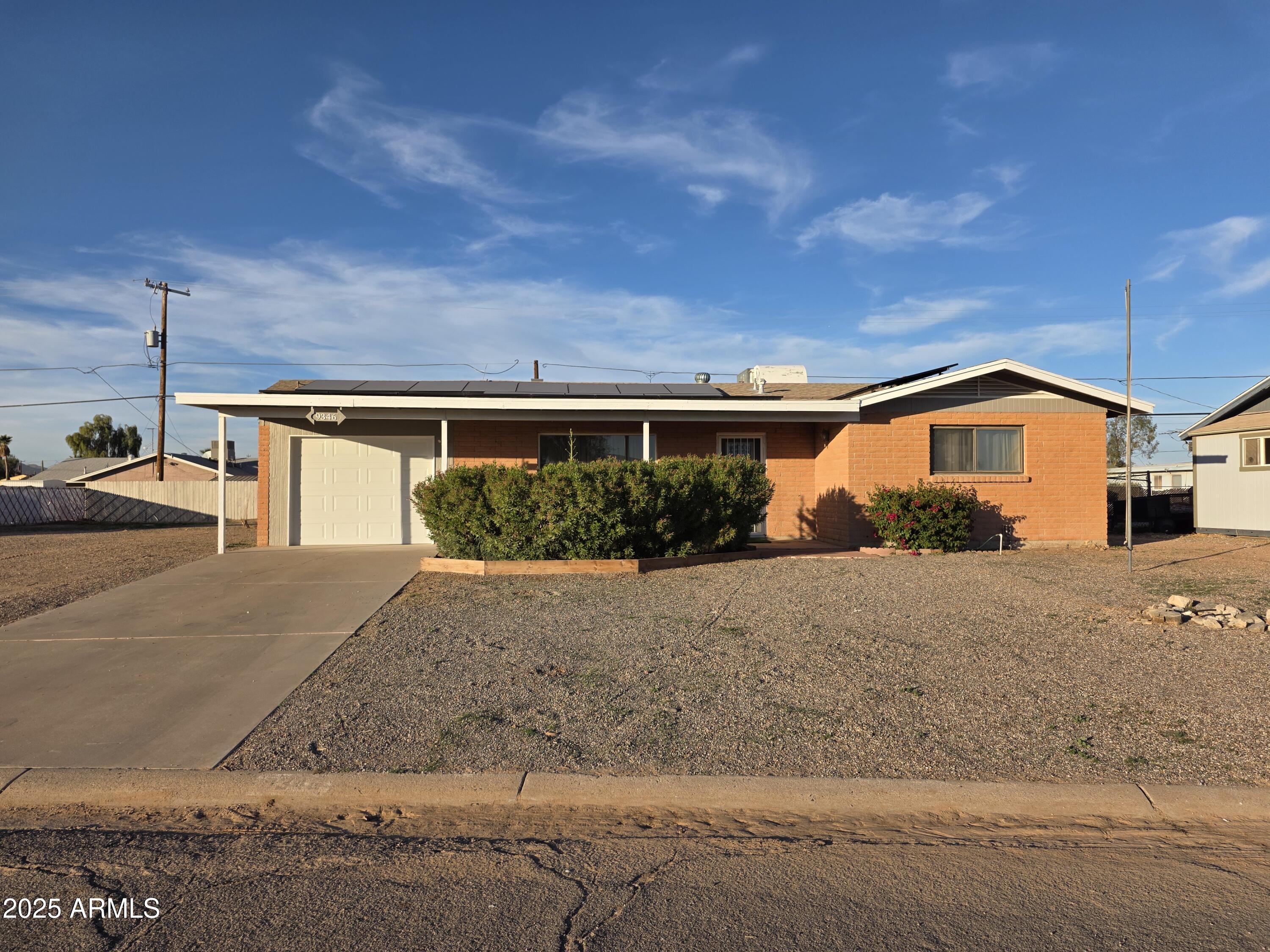 9346 W MADERO Drive, Arizona City, AZ 85123