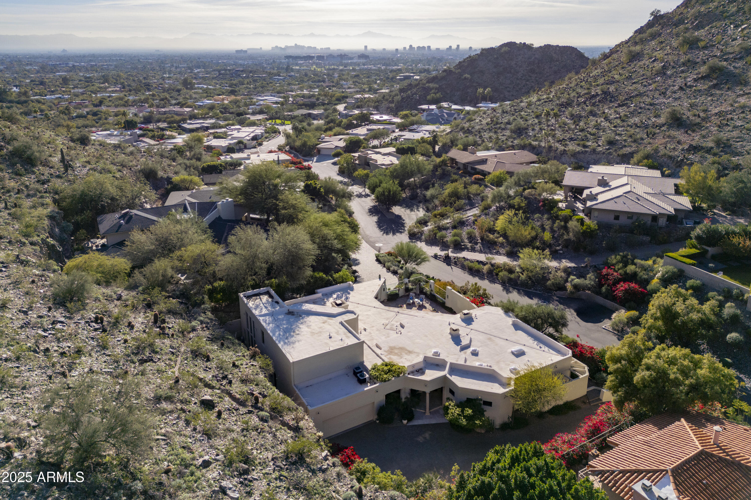 3500 E LINCOLN Drive 17, Phoenix, AZ 85018