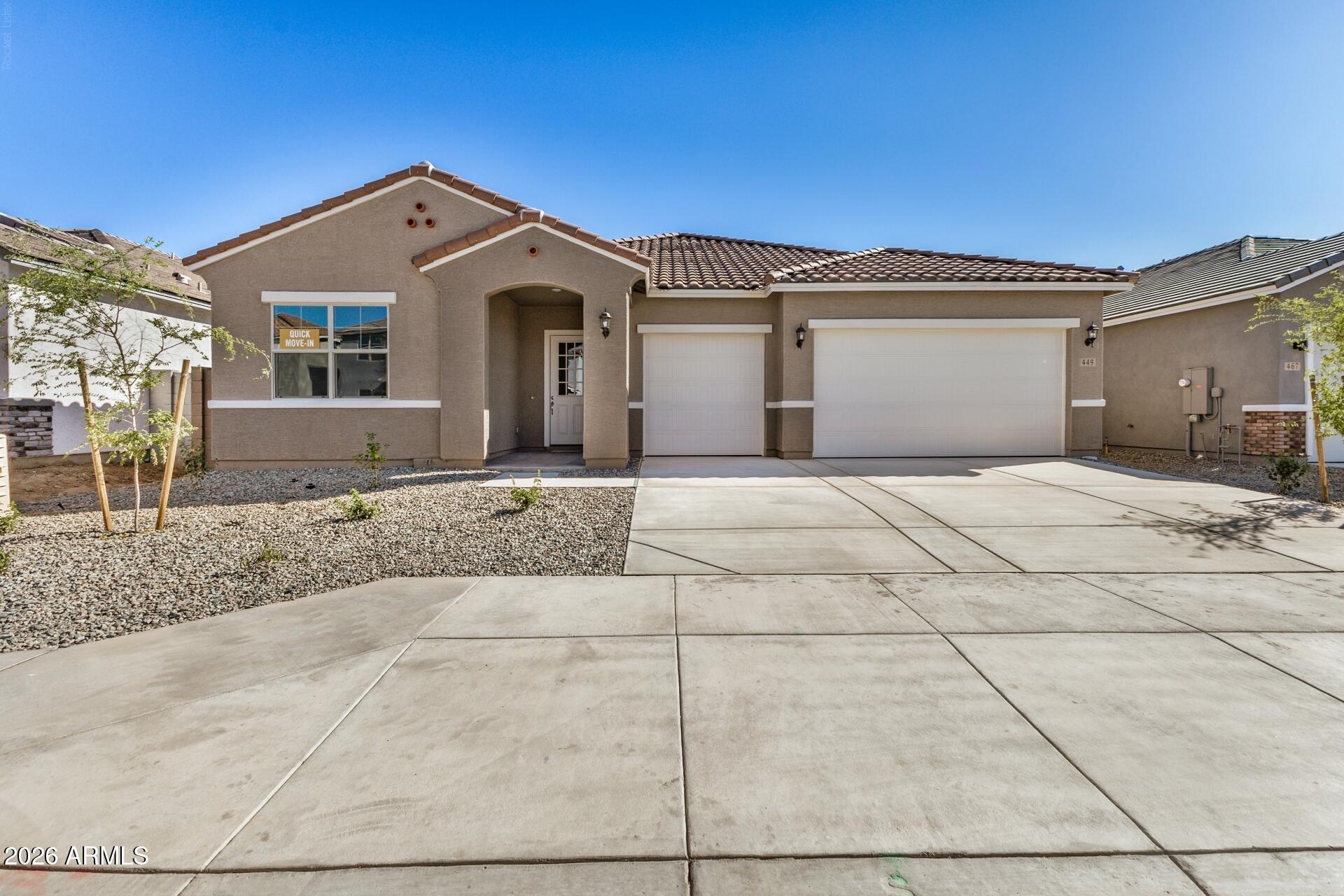 449 W Flax Drive, San Tan Valley, AZ 85140