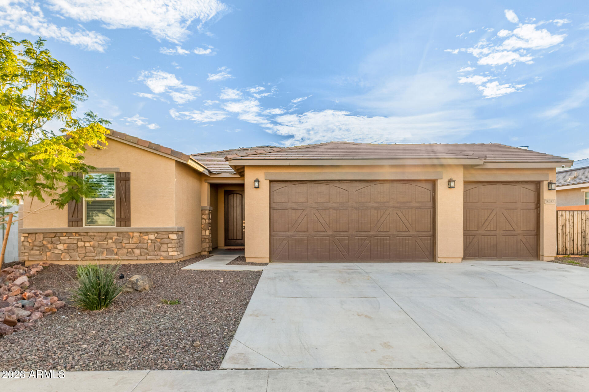 18083 W WOLF Street, Goodyear, AZ 85395