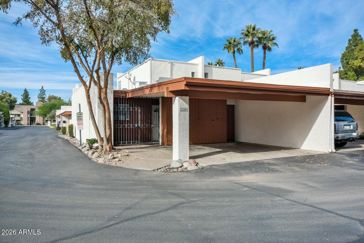 3224 S EL CAMINO Drive, Tempe, AZ 85282