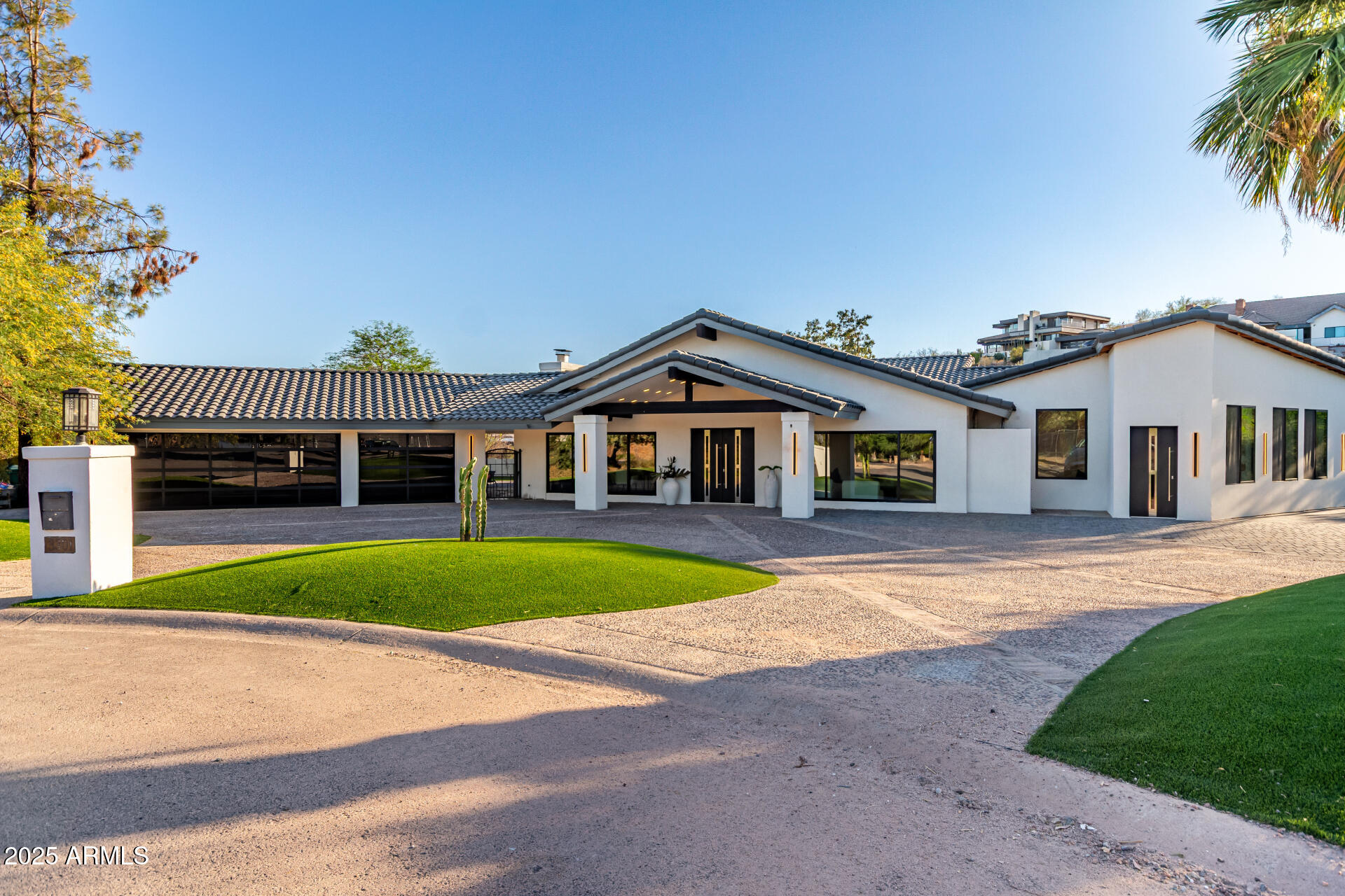 3301 E ROVEY Avenue, Paradise Valley, AZ 85253