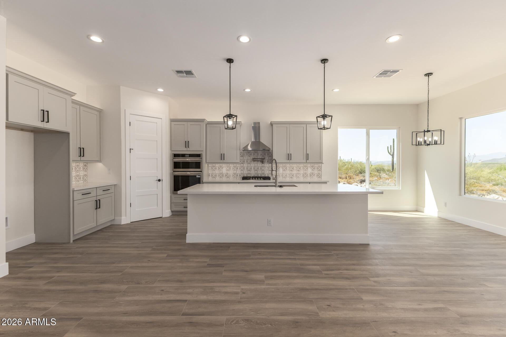 45315 N 18TH Street, New River, AZ 85087