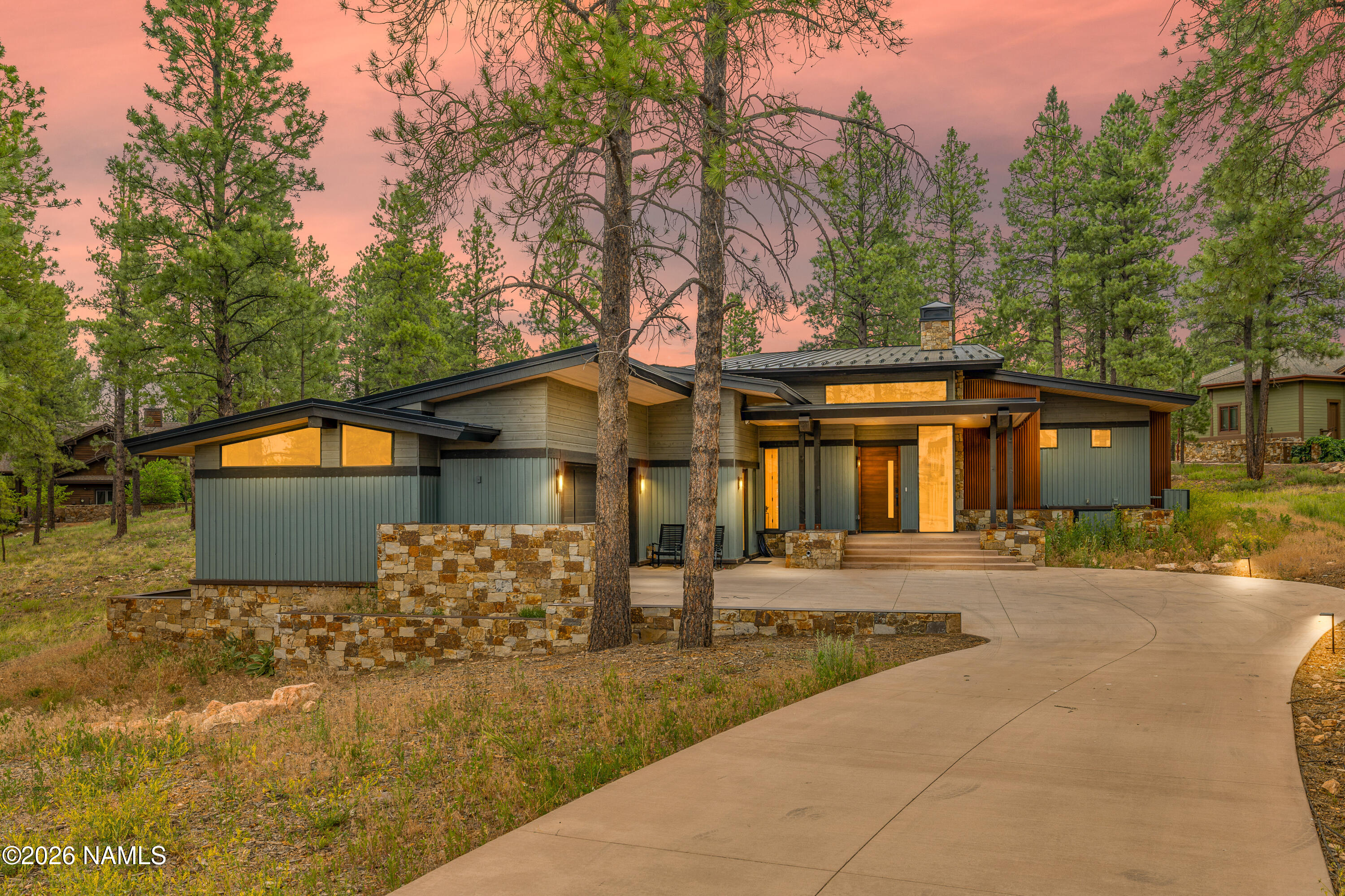 3560 S Clubhouse Circle, Flagstaff, AZ 86005