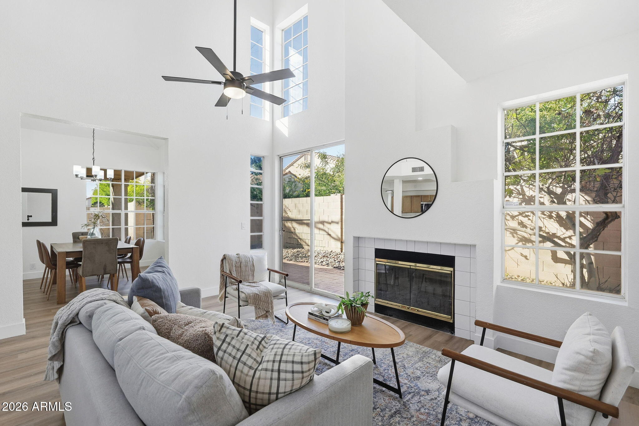 16008 N 4TH Avenue, Phoenix, AZ 85023