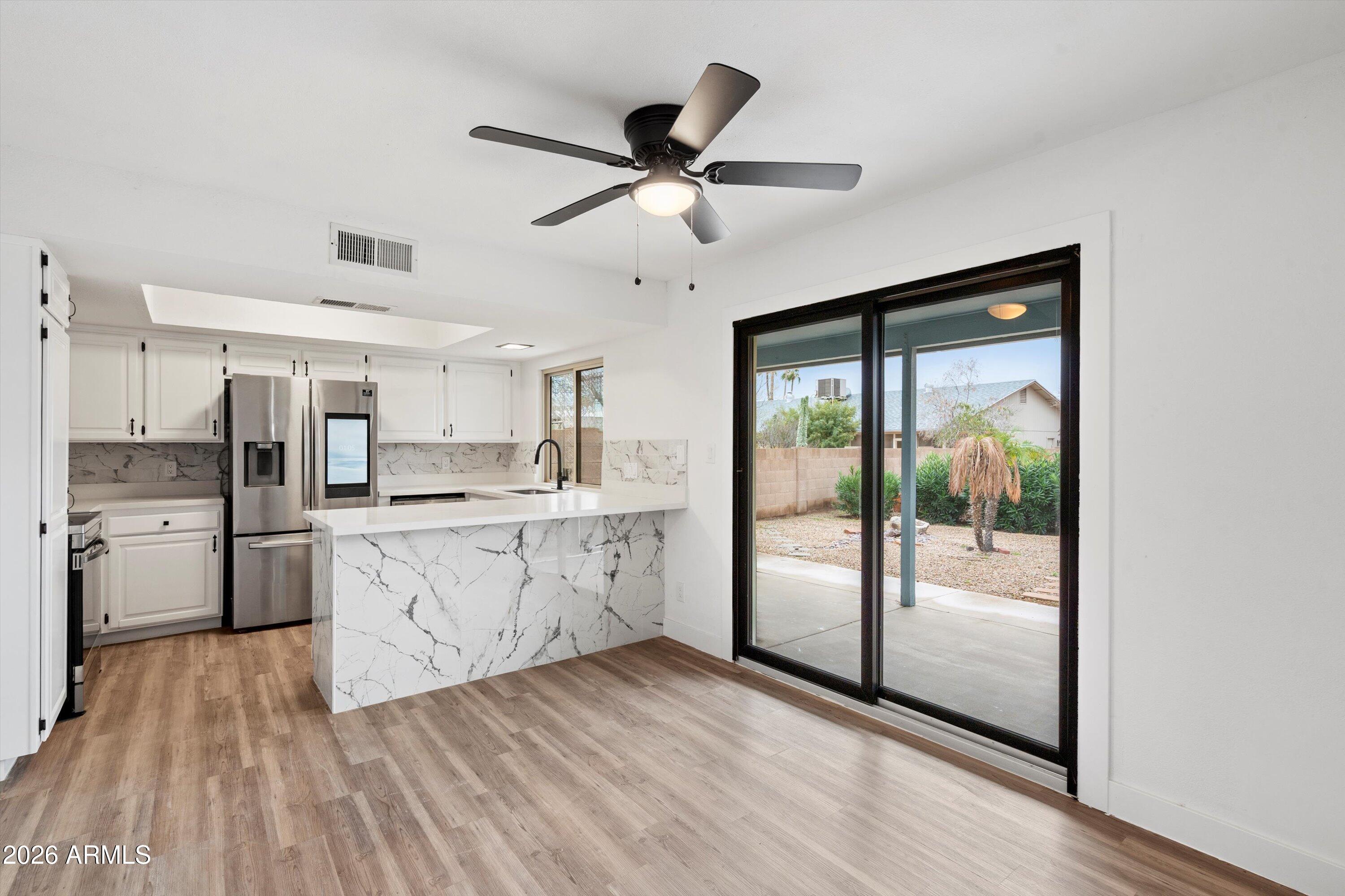 4829 E APACHE Circle, Phoenix, AZ 85044