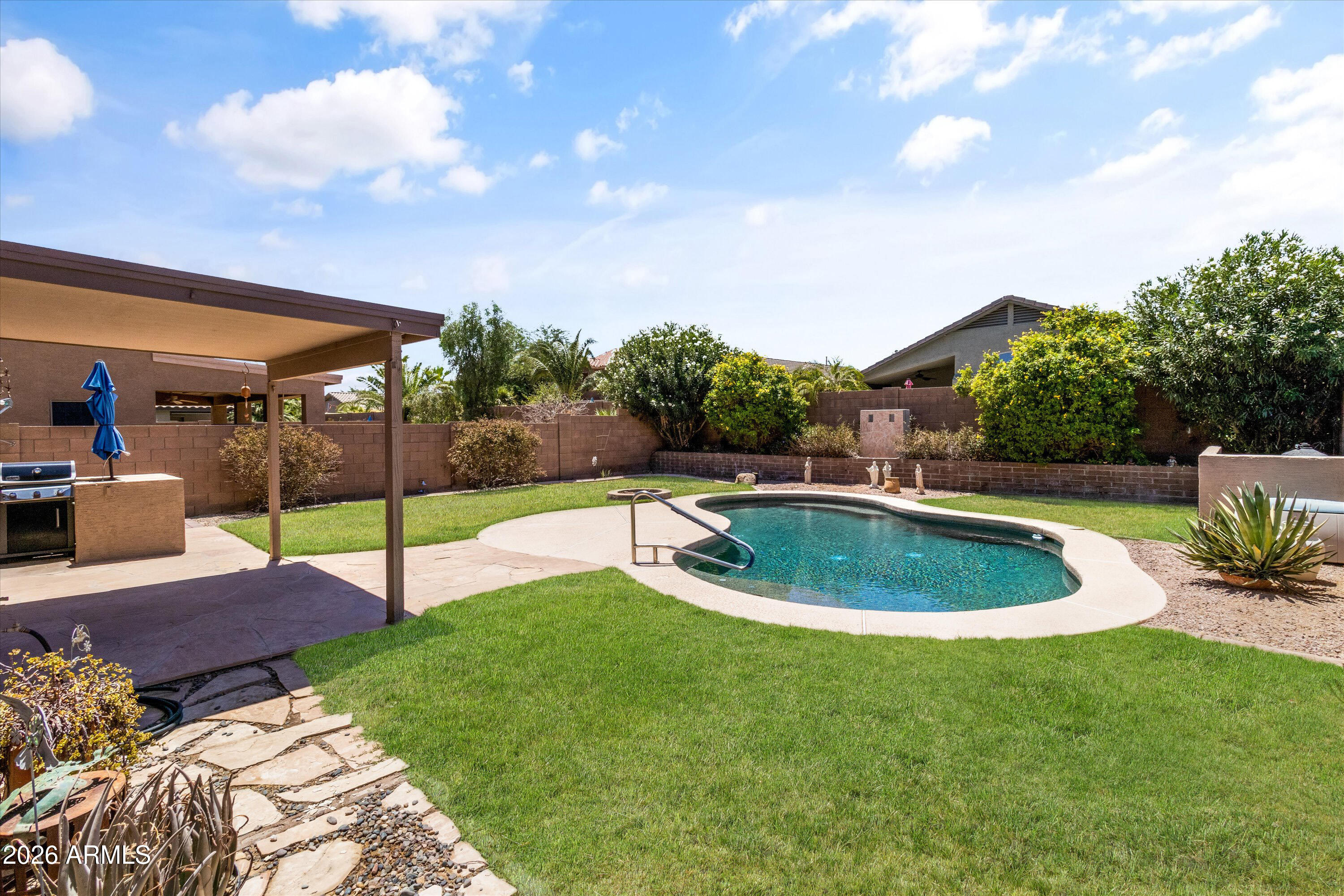 43813 W Rio Lobo Drive, Maricopa, AZ 85138