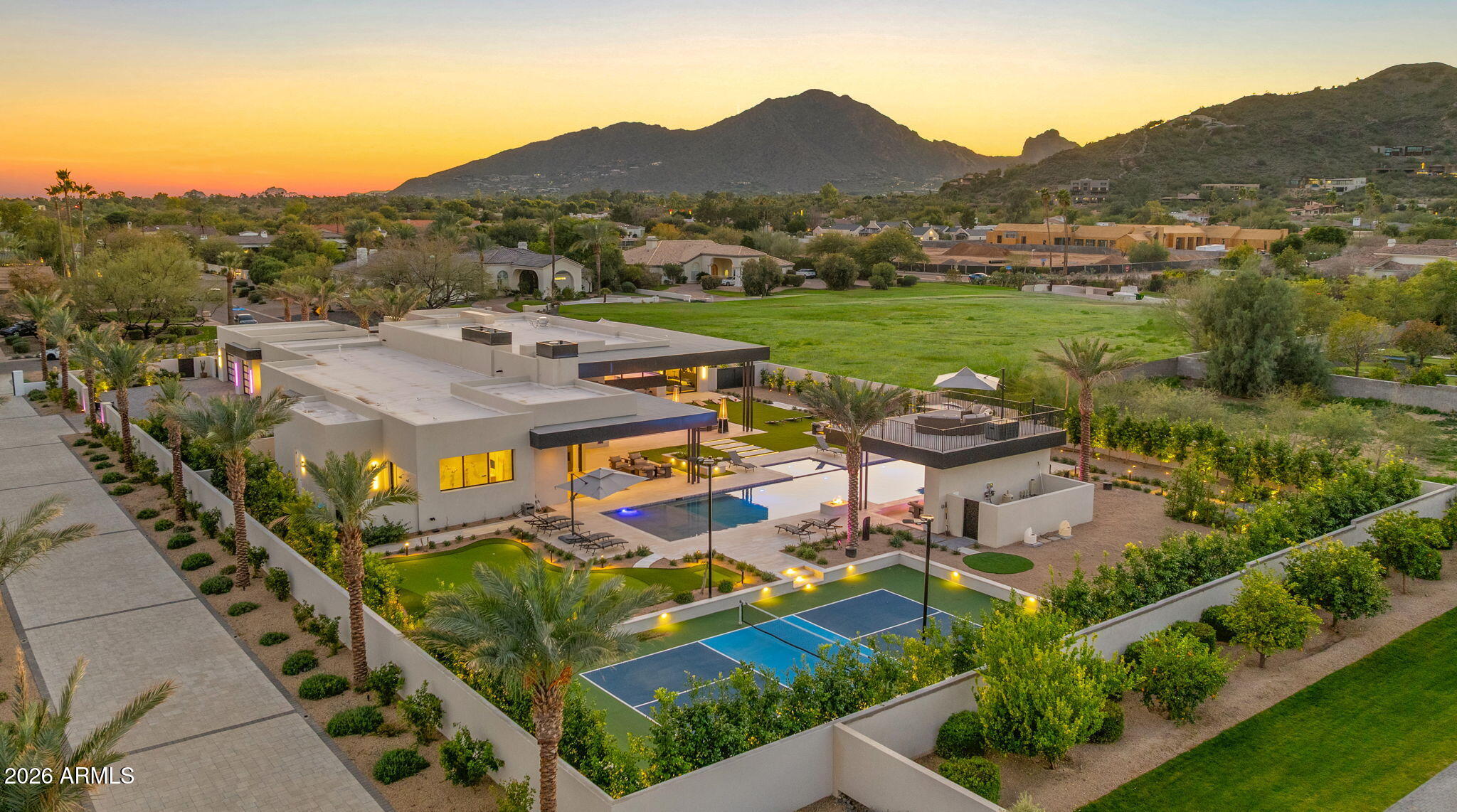 6824 E HUMMINGBIRD Lane, Paradise Valley, AZ 85253