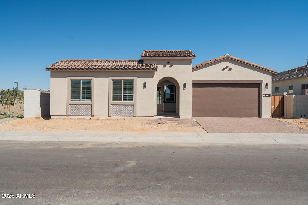 17638 W HIGHLAND Avenue, Goodyear, AZ 85395