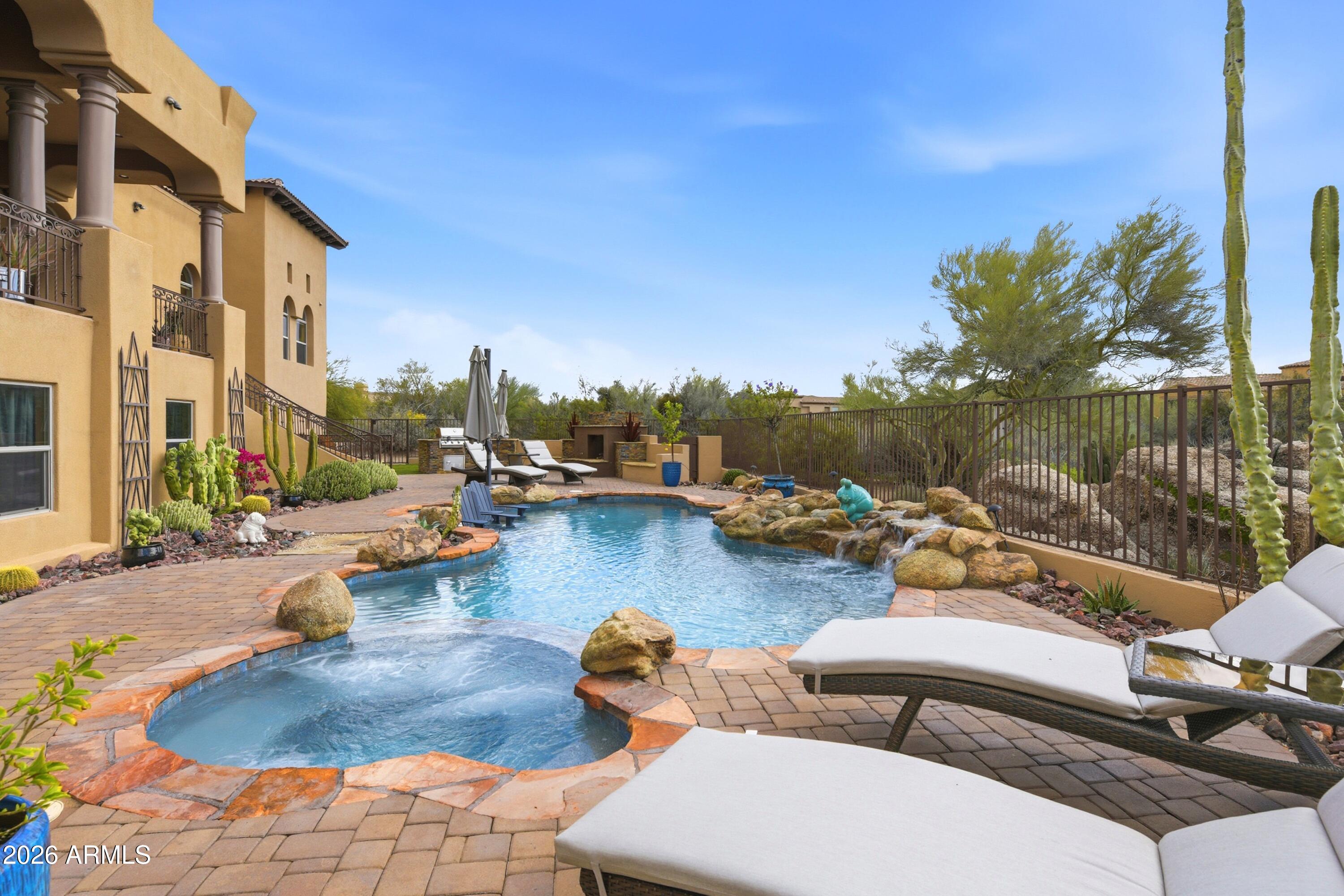 8469 E Nightingale Star Drive, Scottsdale, AZ 85266